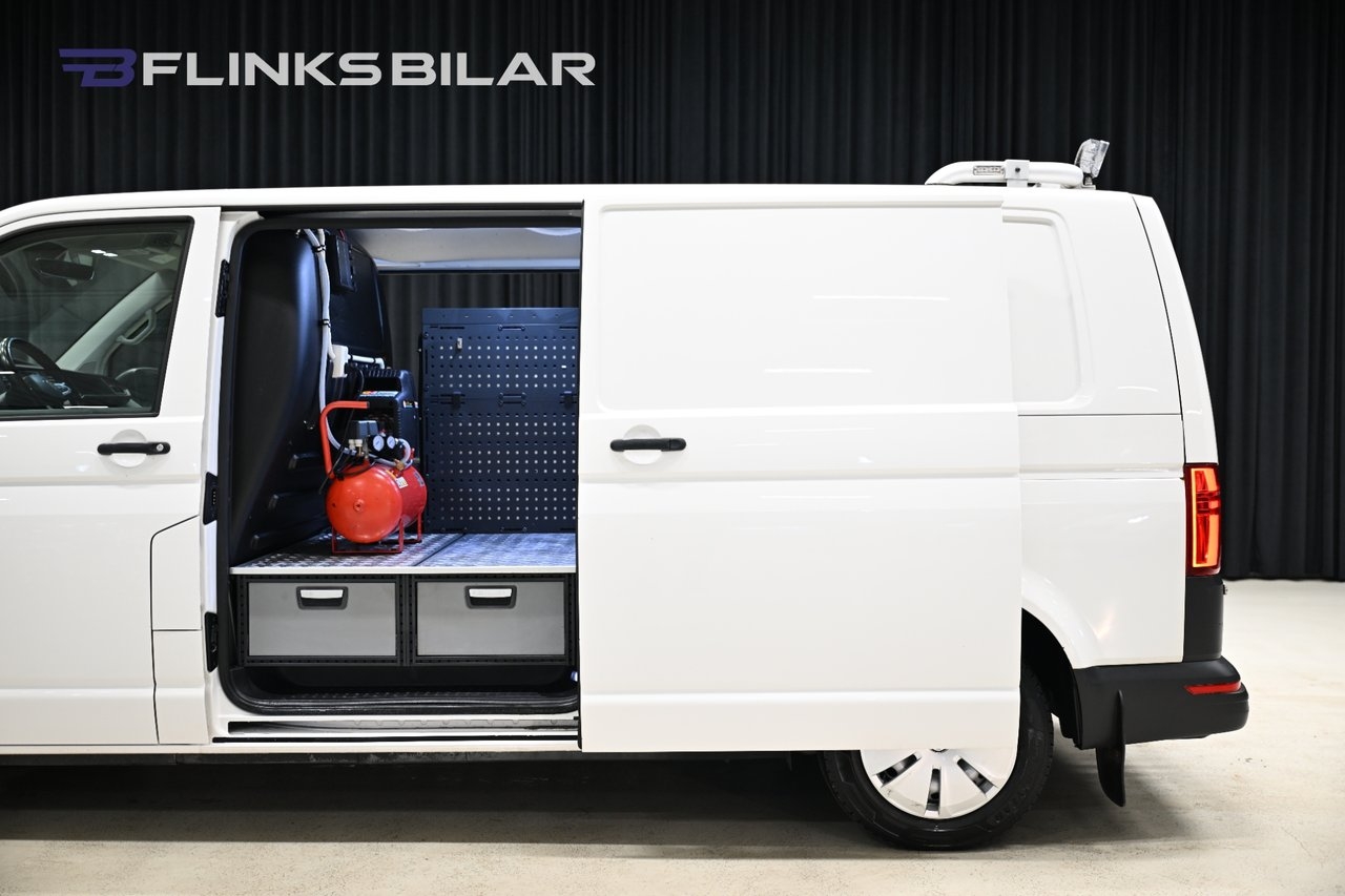 Volkswagen Transporter 2021, kuva 7/10