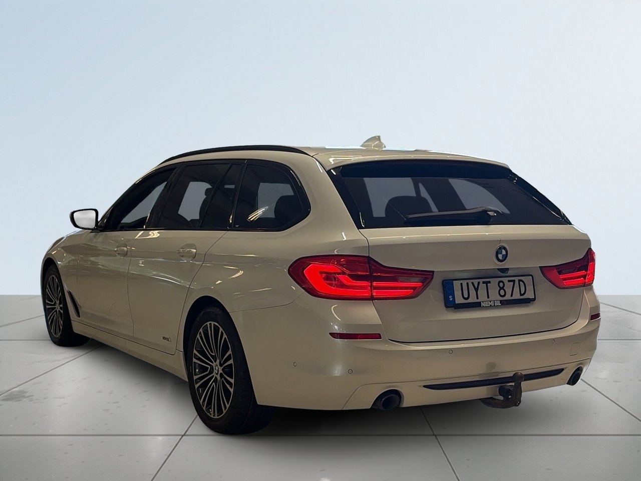BMW 520 d xDrive Touring Sport line Drag 2020, bild 5/10
