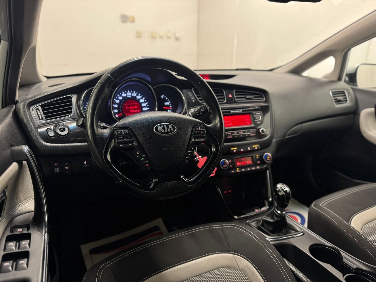Kia Ceed 2014, bild 5/10