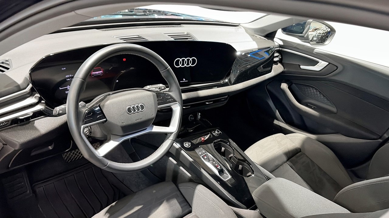 Audi A5 Avant 2.0 TDI Quattro 2025, bild 7/16