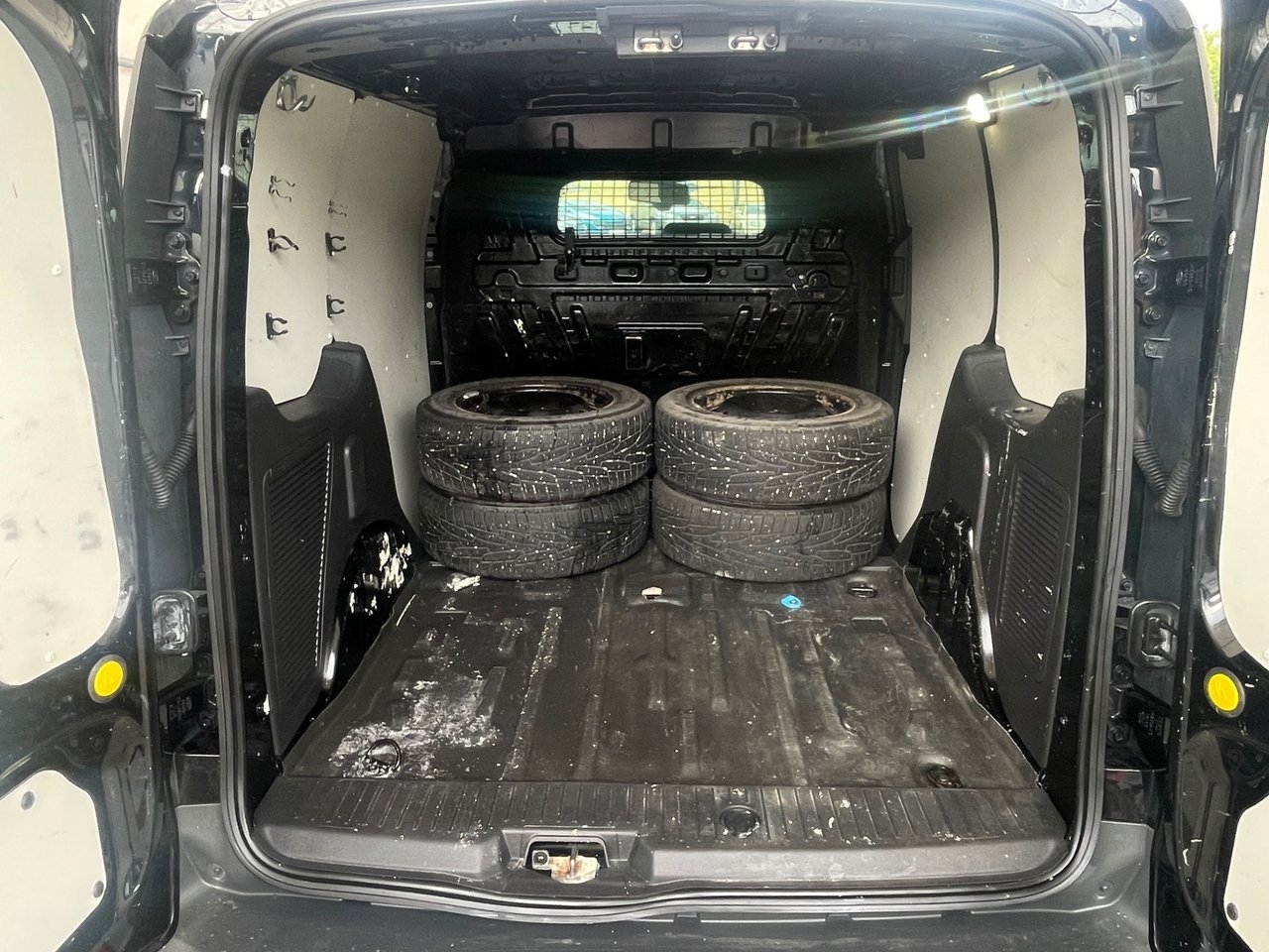 Ford Transit Connect 2016, bild 6/10
