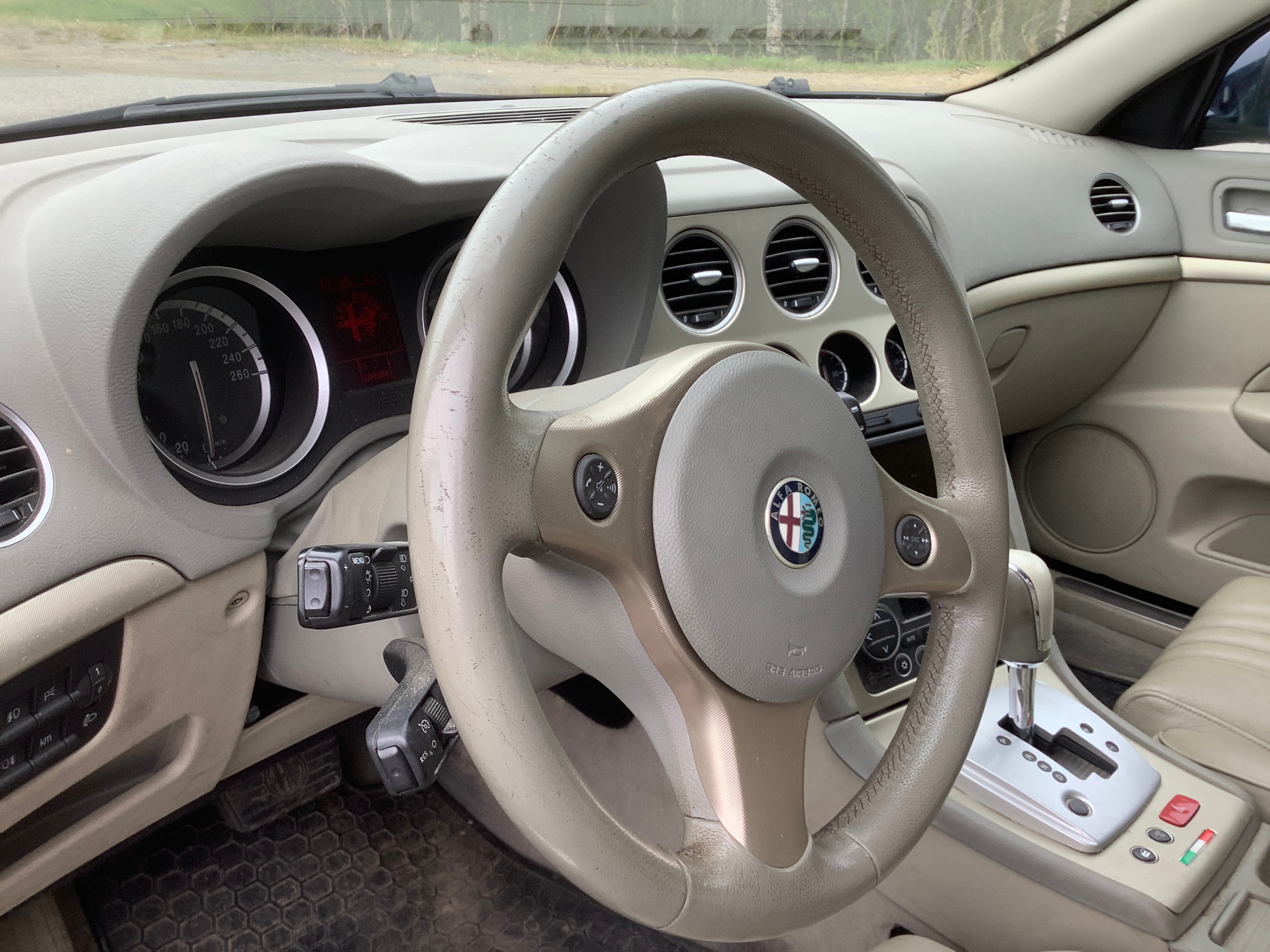 Alfa Romeo 159 2007, bild 4/10