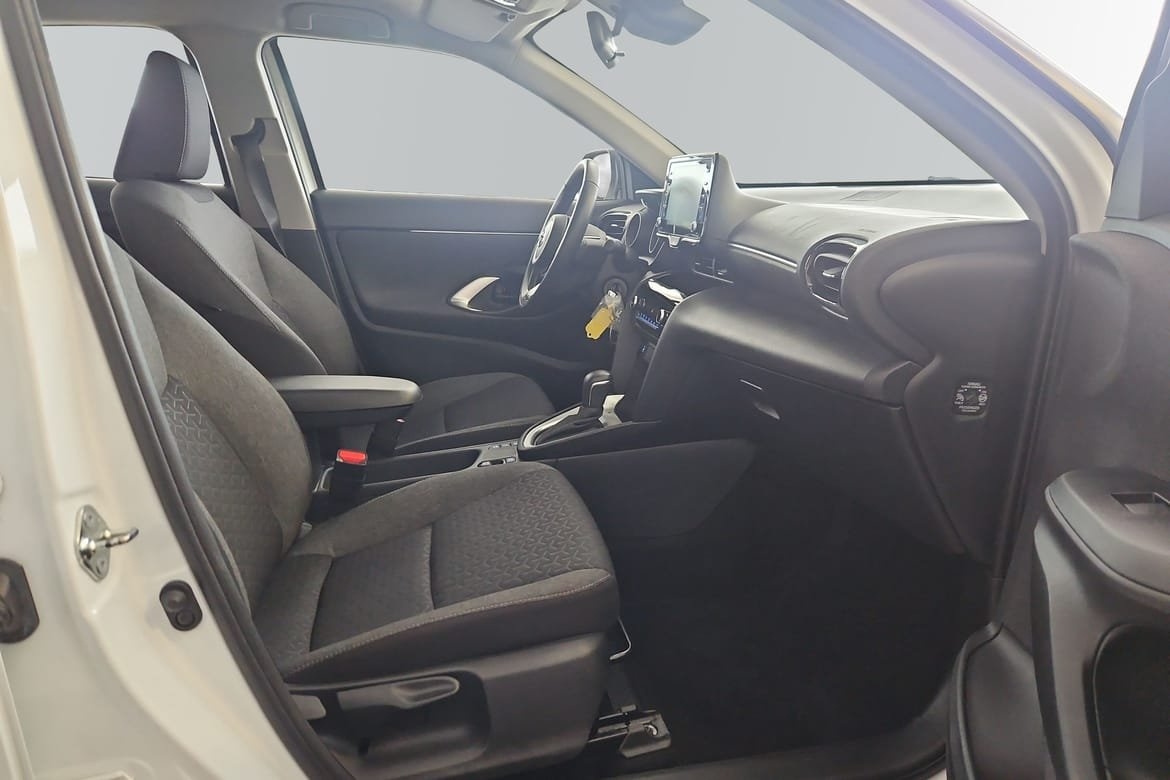 Toyota Yaris Cross 2023, bild 6/10