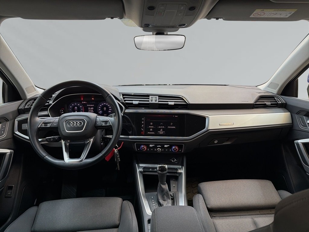 Audi Q3 S-tronic 150hk VÄRMARE 2019, bild 7/9