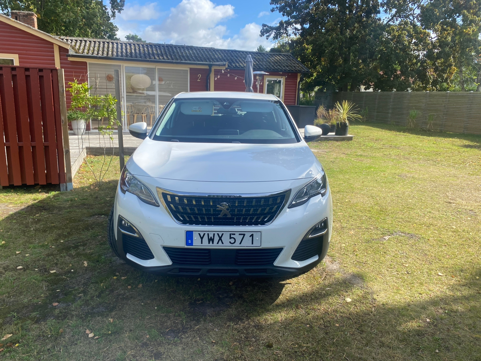 Peugeot 3008 1.2 PureTech 130 Manuell 2017, bild 3/4