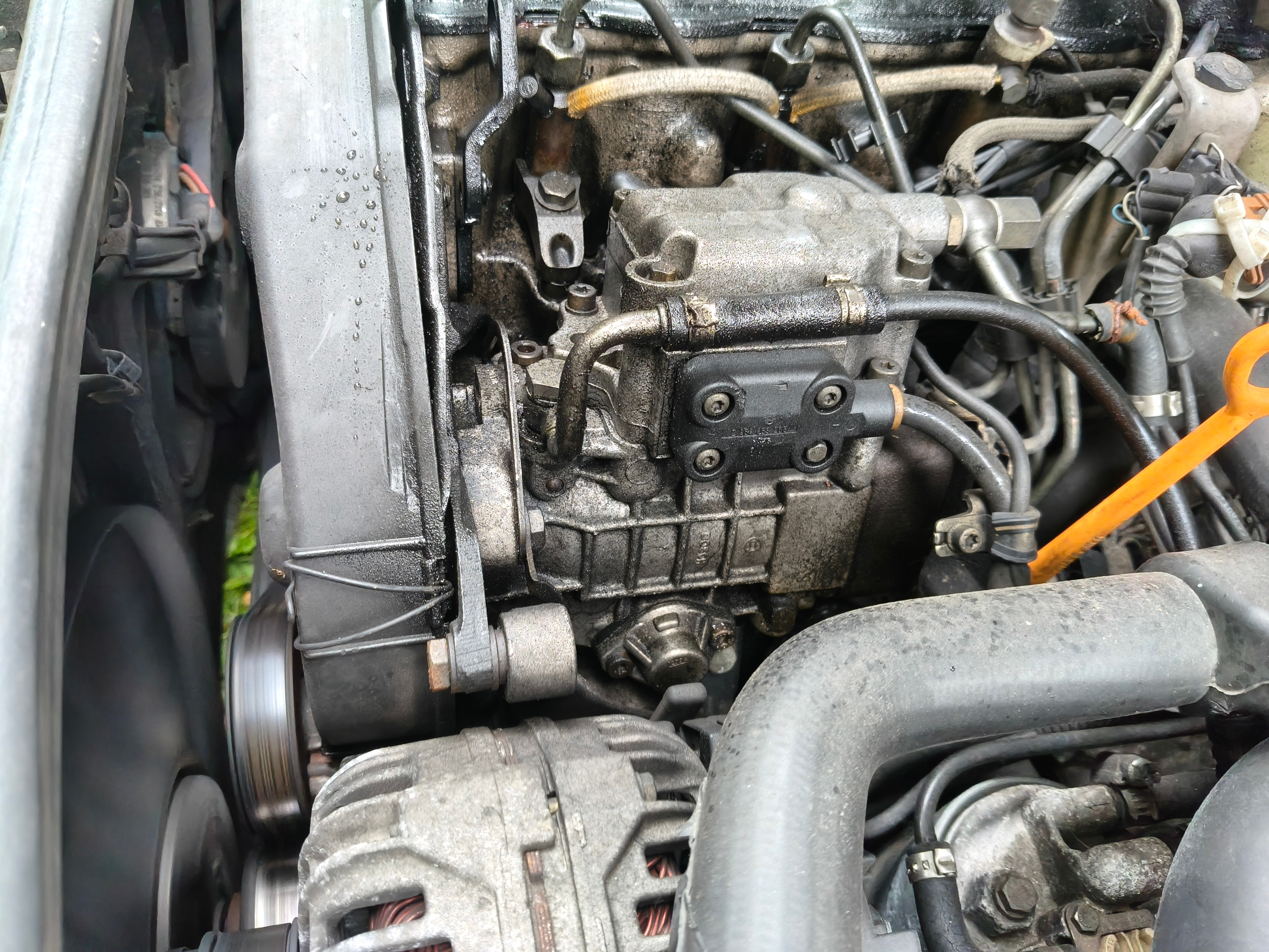 Audi A4 1998, bild 2/3