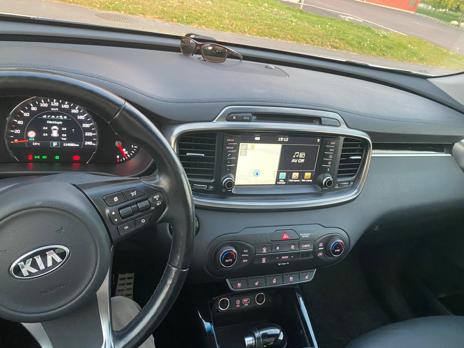 Kia Sorento 2.2 CRDi AWD Automatisk 2016, bild 4/5