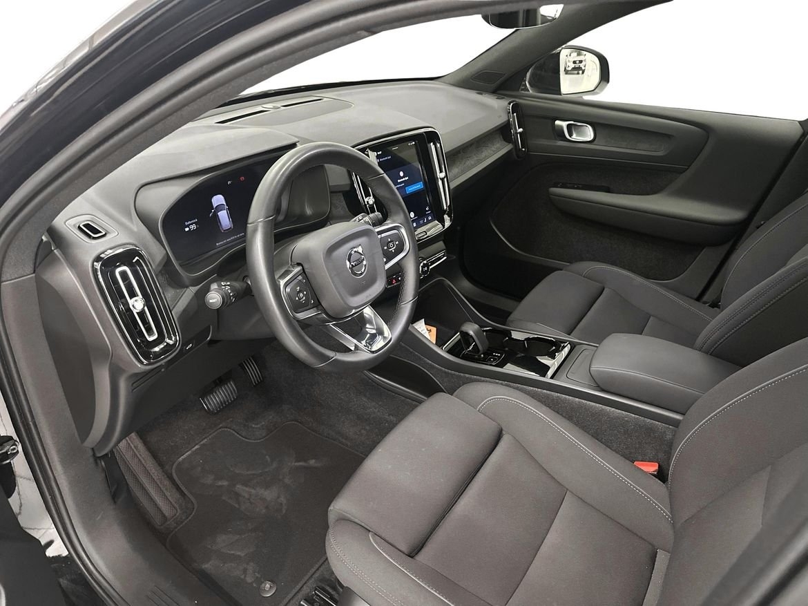 Volvo XC40 2024, kuva 6/10