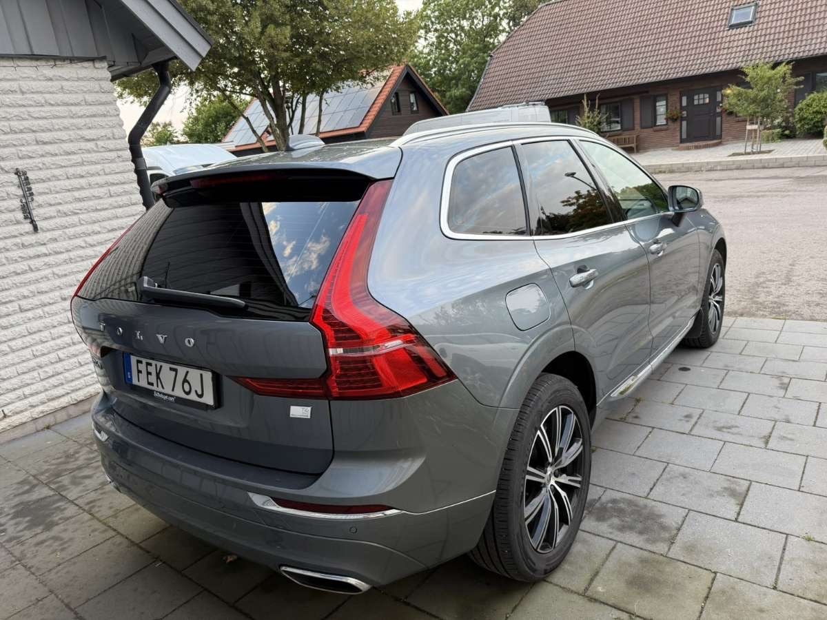 Volvo XC60 Recharge T6 AWD Geartronic 2021, photo 3/7