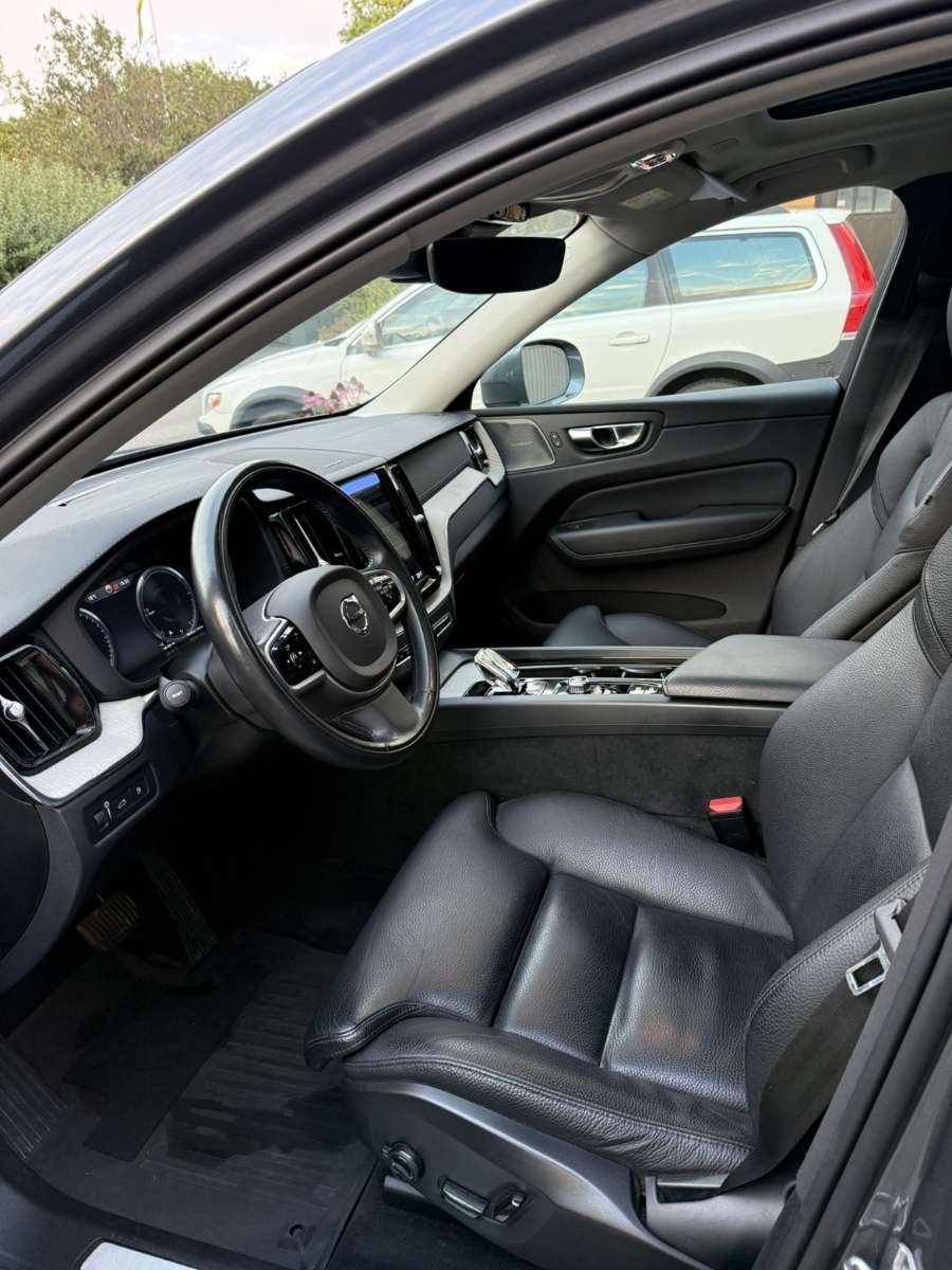 Volvo XC60 Recharge T6 AWD Geartronic 2021, photo 5/7