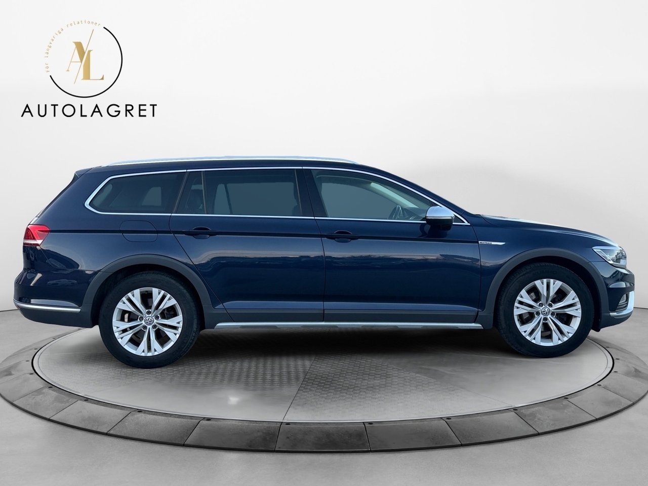 Volkswagen Passat 2017, bild 7/10