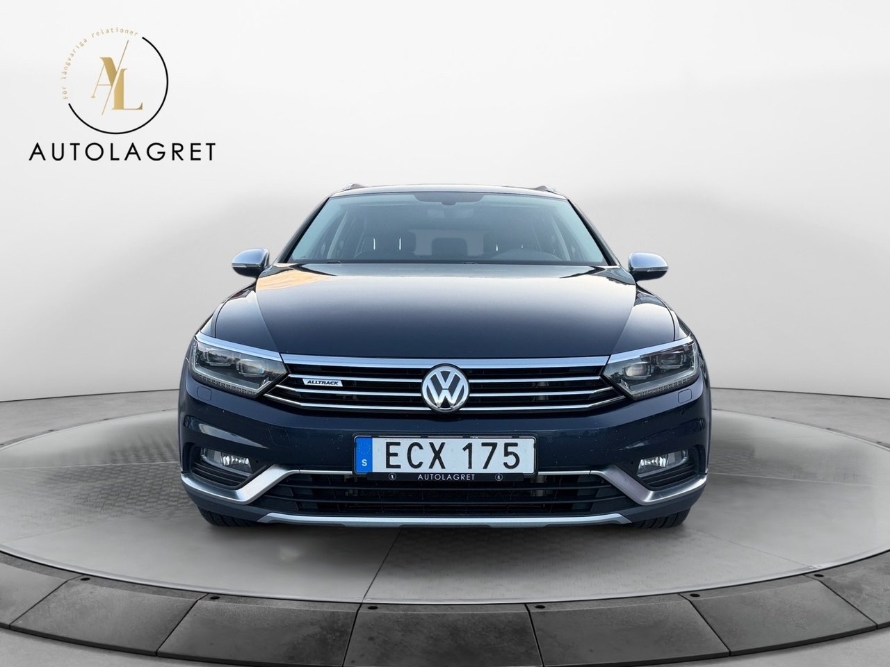 Volkswagen Passat 2017, bild 2/10