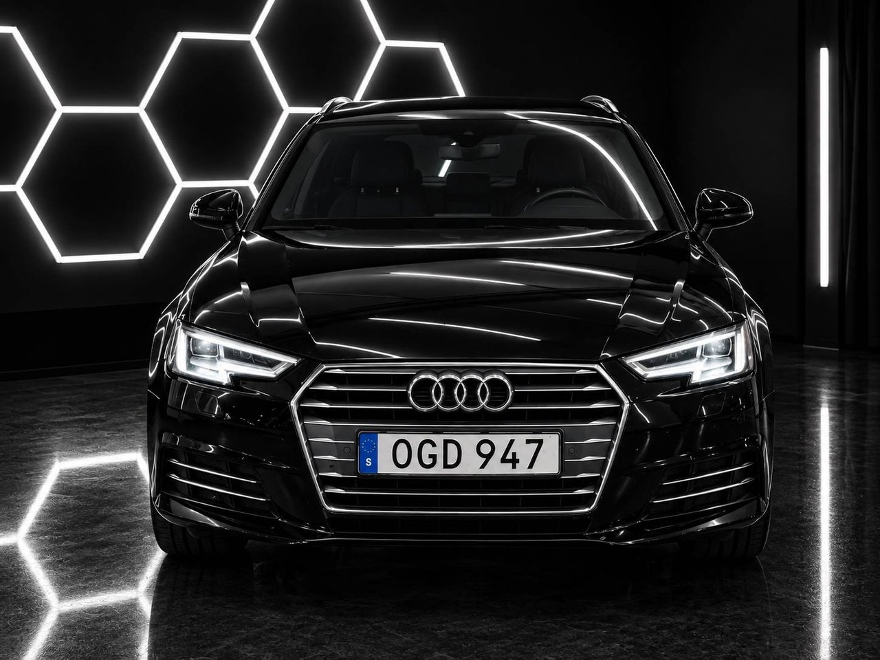 Audi A4 Avant 2.0 TDI S Tronic Euro 6 2017, bild 2/10