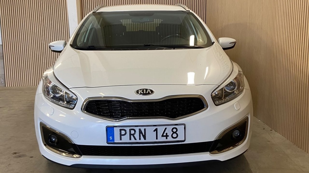 Kia Ceed cee'd_sw 1.6 GDI DCT Euro 6 2016, bild 2/10