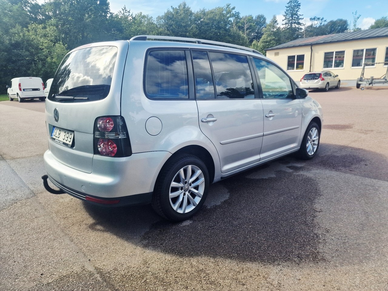 Volkswagen Touran 2010, bild 4/10