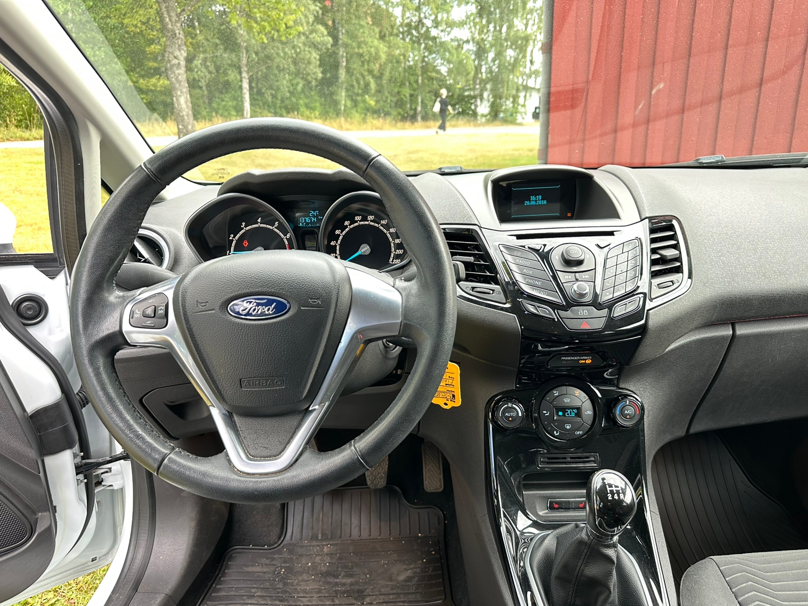Ford Fiesta 5-dörrar 1.0 Manuell 2014, kuva 7/10