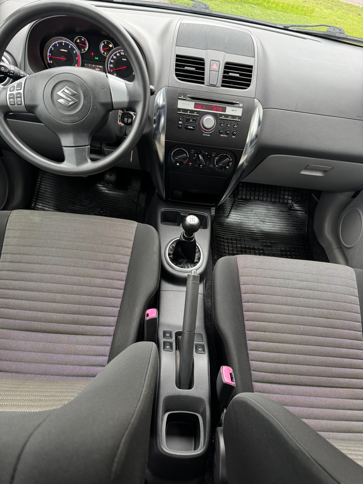 Suzuki SX4 1.6 DOHC 16V VVT Manuell 2010, bild 4/6
