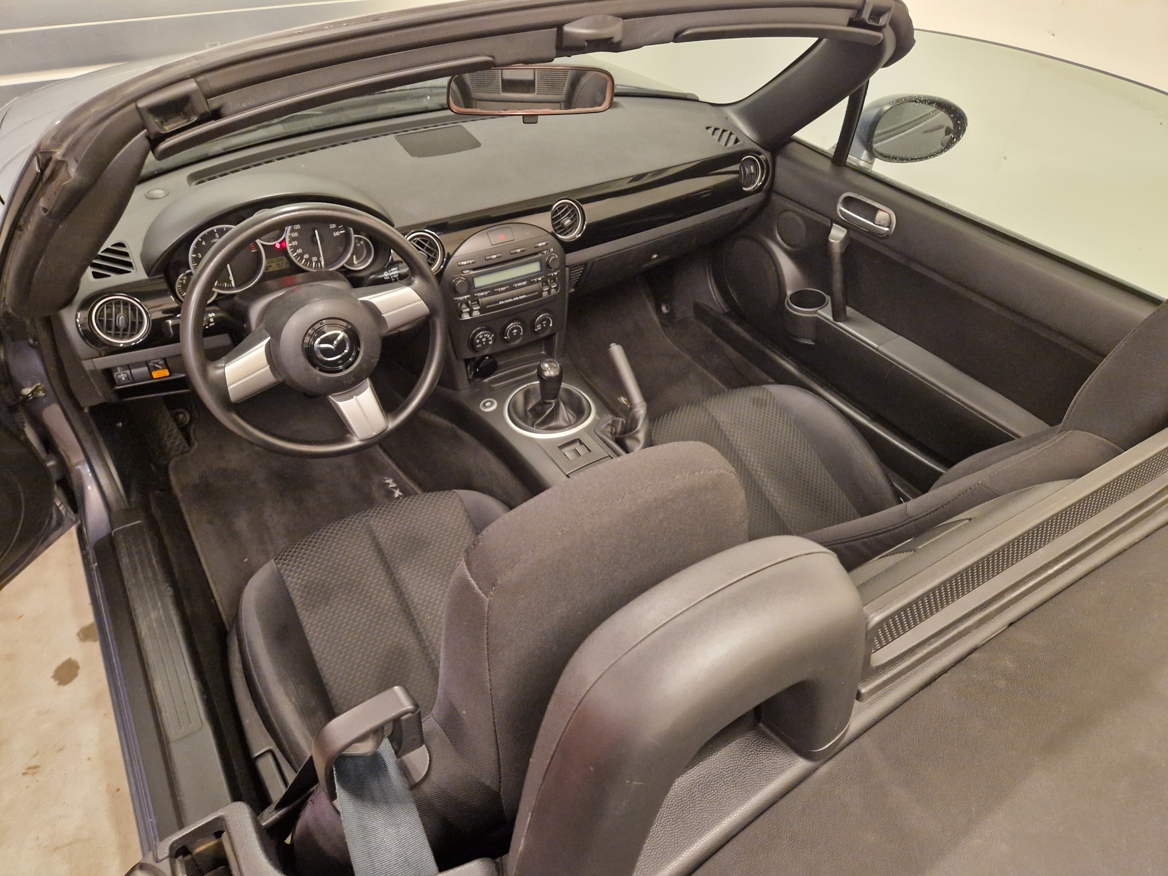 Mazda MX-5 Soft-top 1.8 MZR Manuell 2007, kuva 6/10