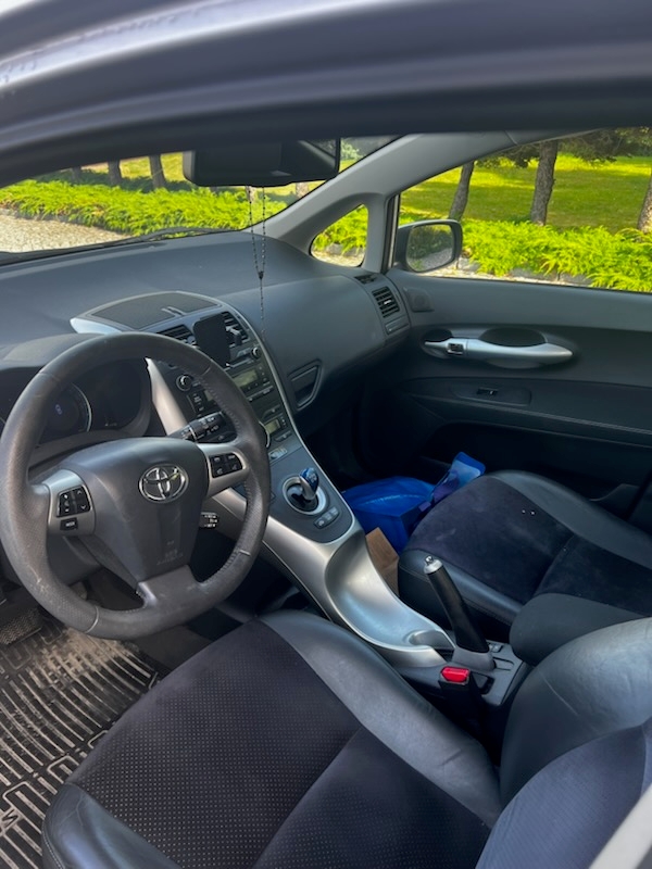Toyota Auris Hybrid e-CVT 2011, bild 8/8