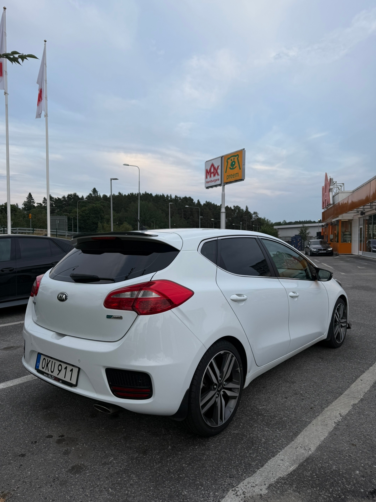 Kia Ceed 1.6 CRDi Manuell 2017, photo 5/10