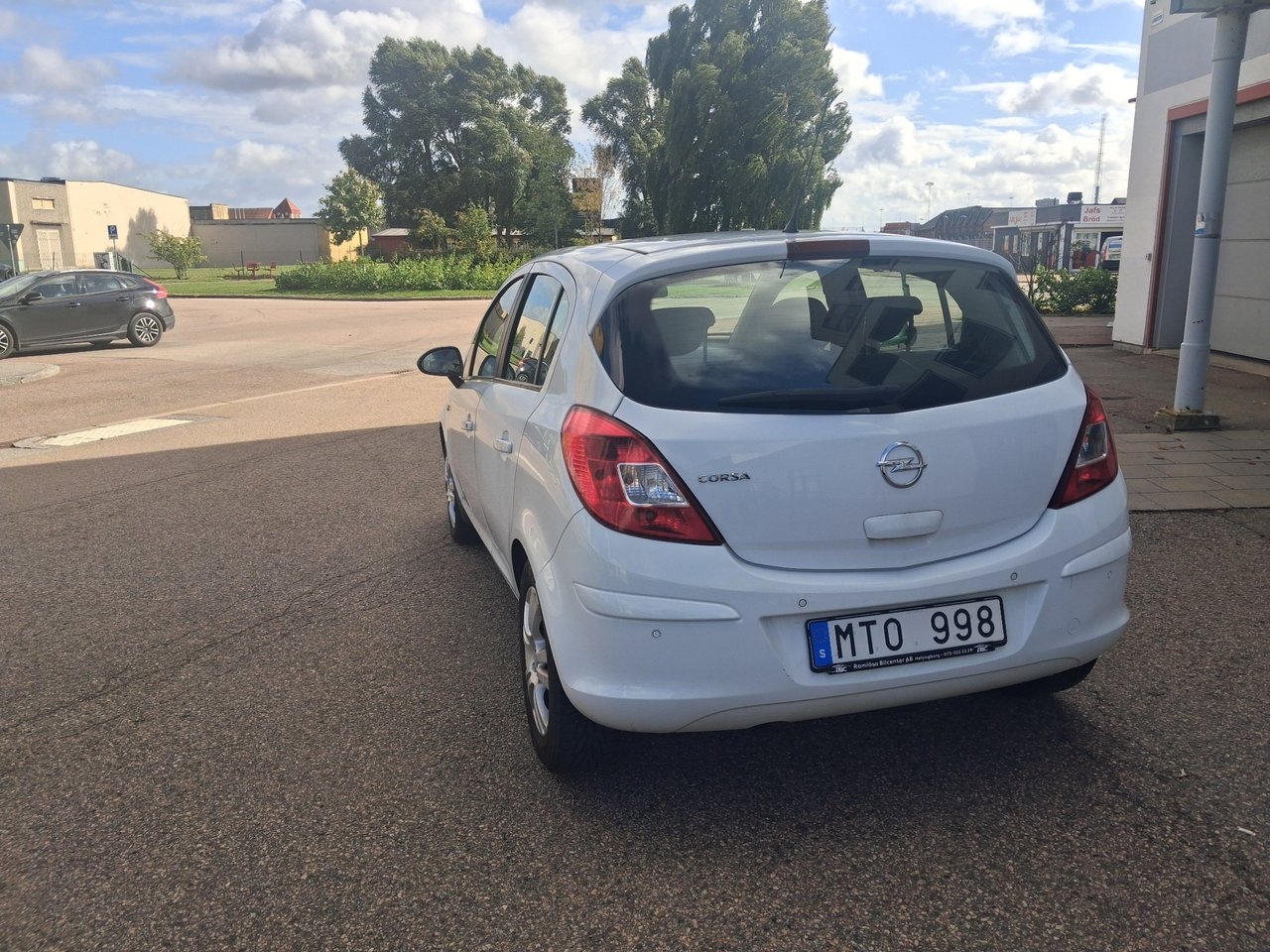 Opel Corsa 5-dörrar 1.4 Enjoy Automat 2012, kuva 6/10