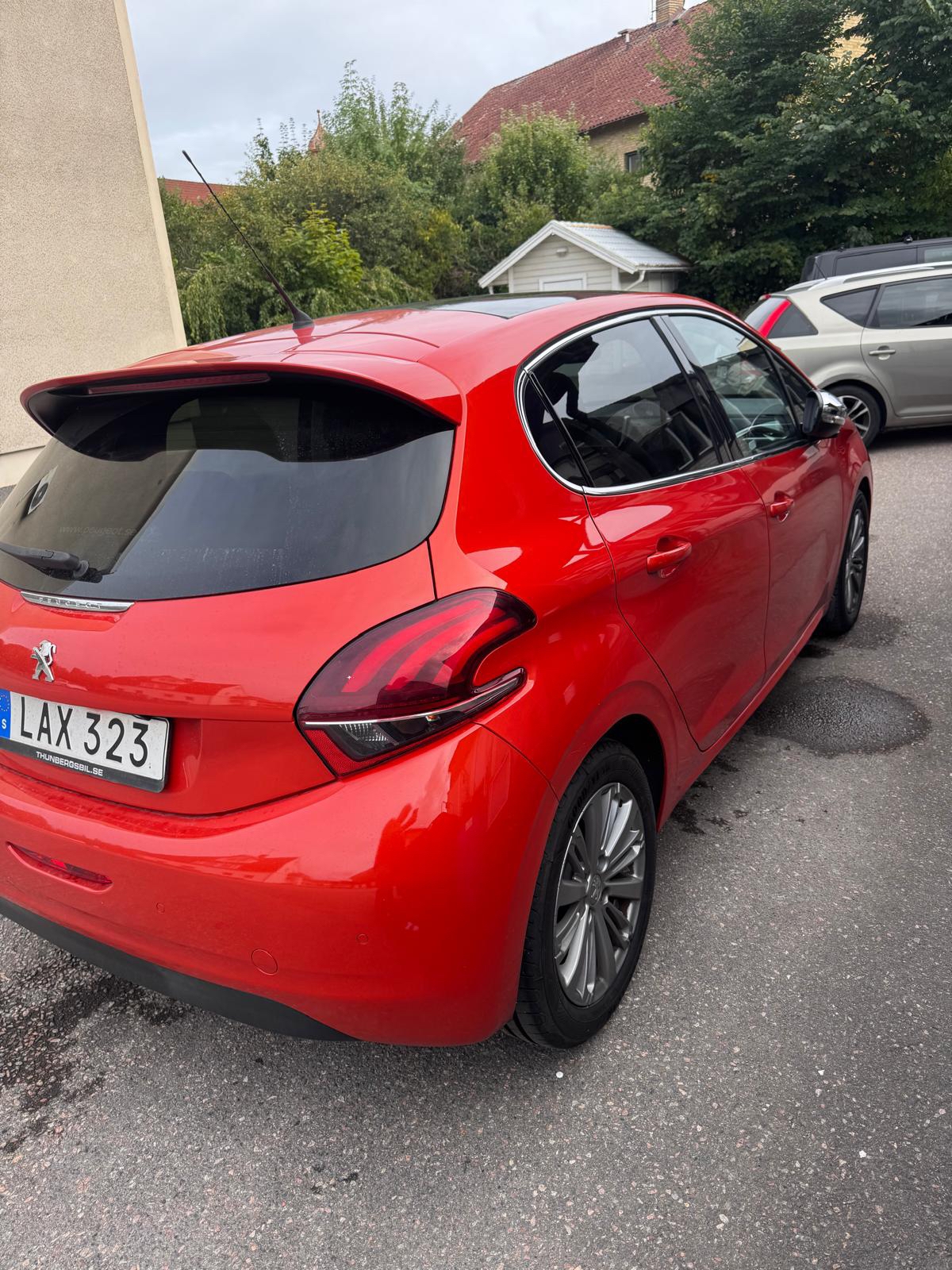Peugeot 208 2015, bild 6/10