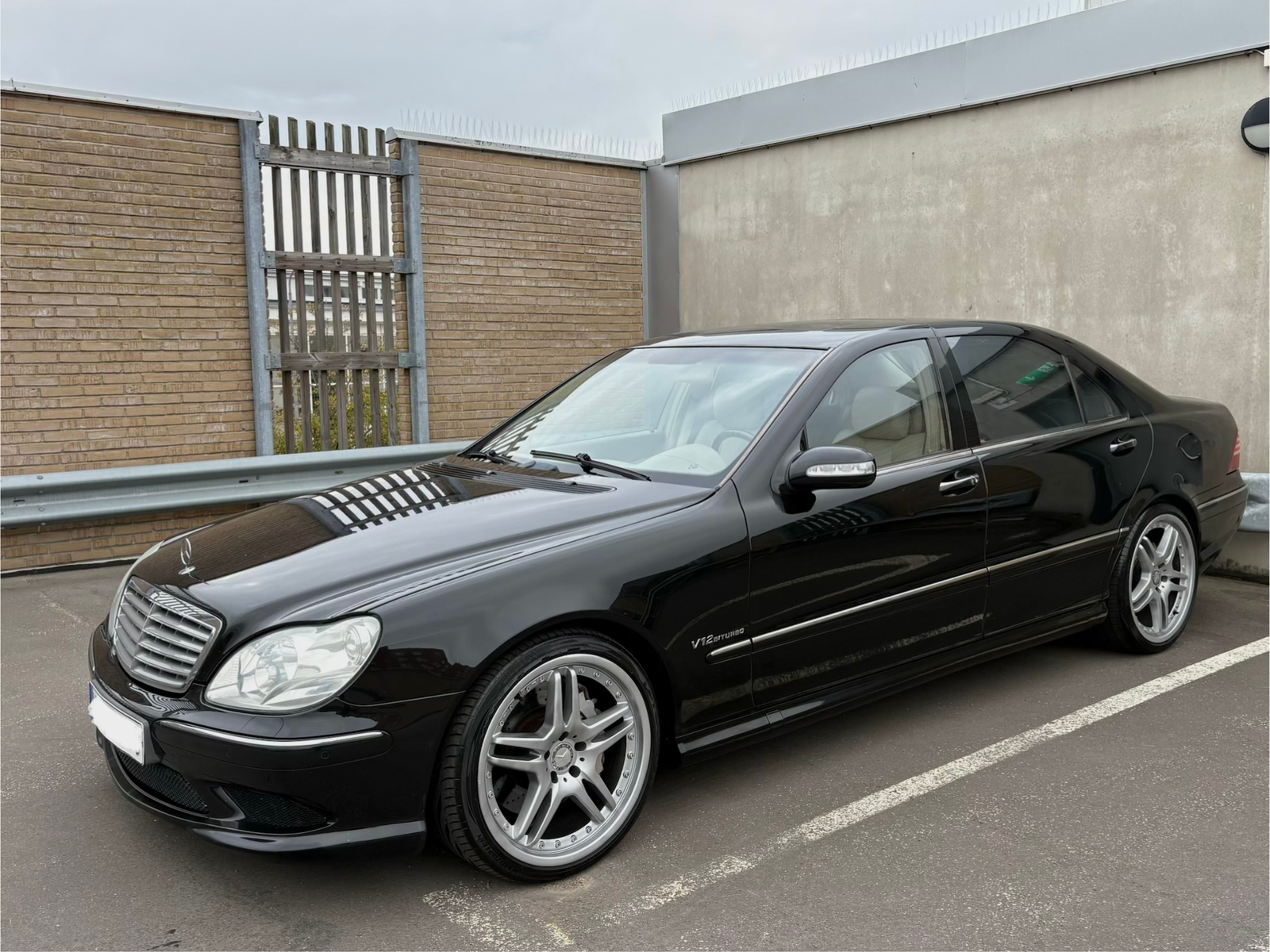 Mercedes-Benz S