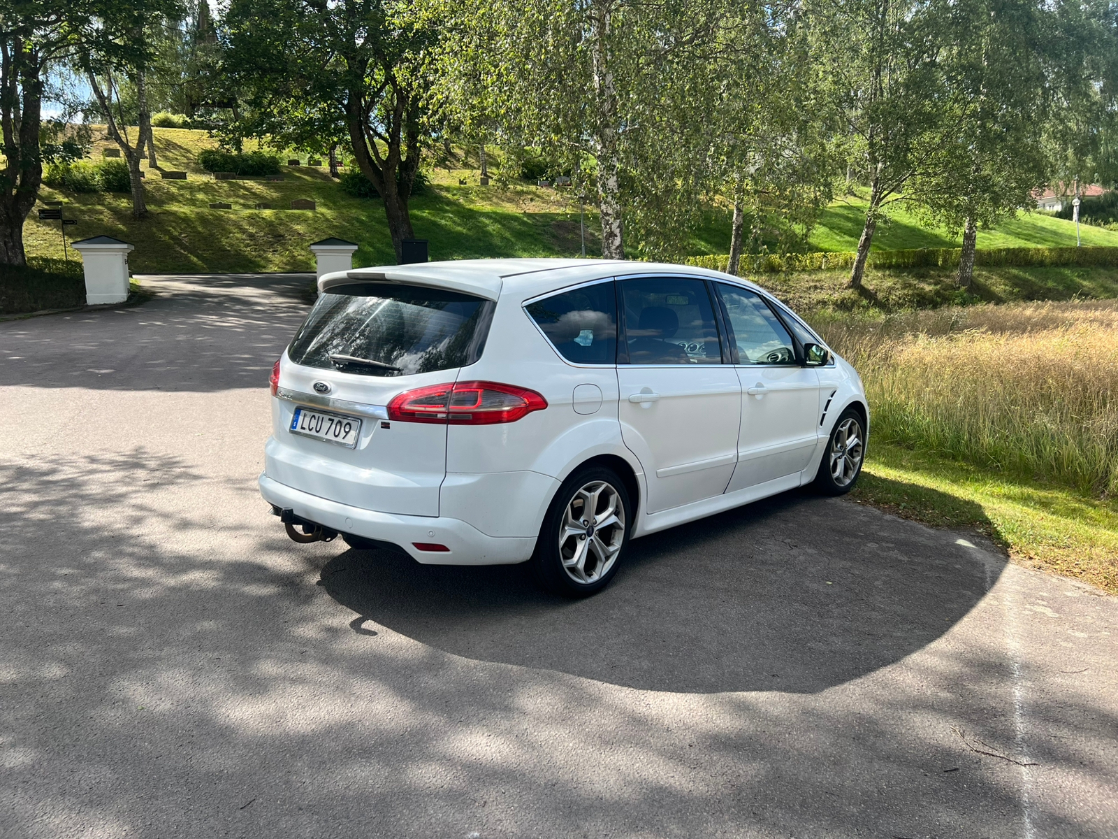 Ford S-MAX 2.0 TDCi Powershift 2011, kuva 2/9