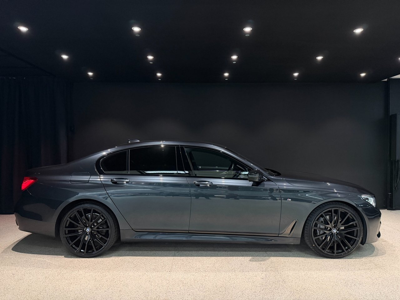 BMW 730 d 2017, bild 7/20