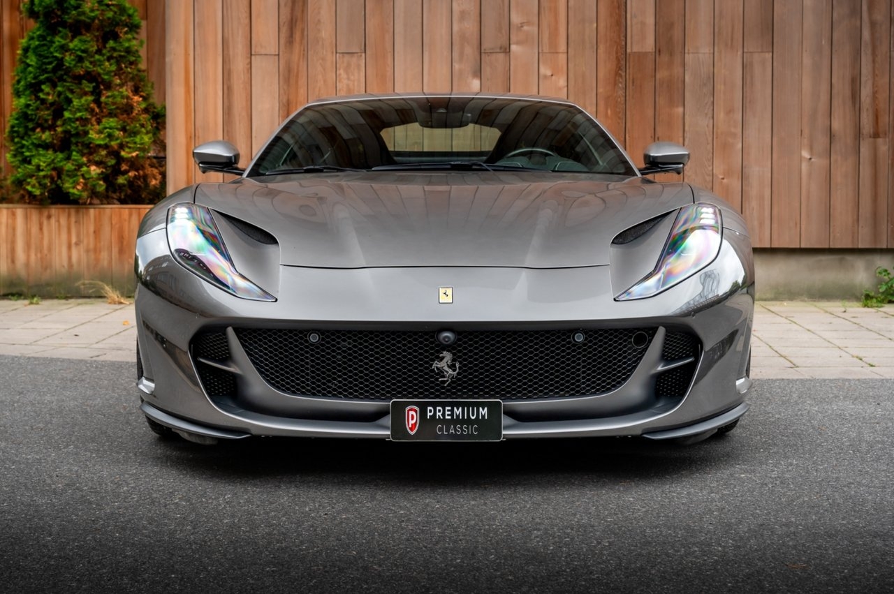 Ferrari 812 Superfast 2020, bild 3/10