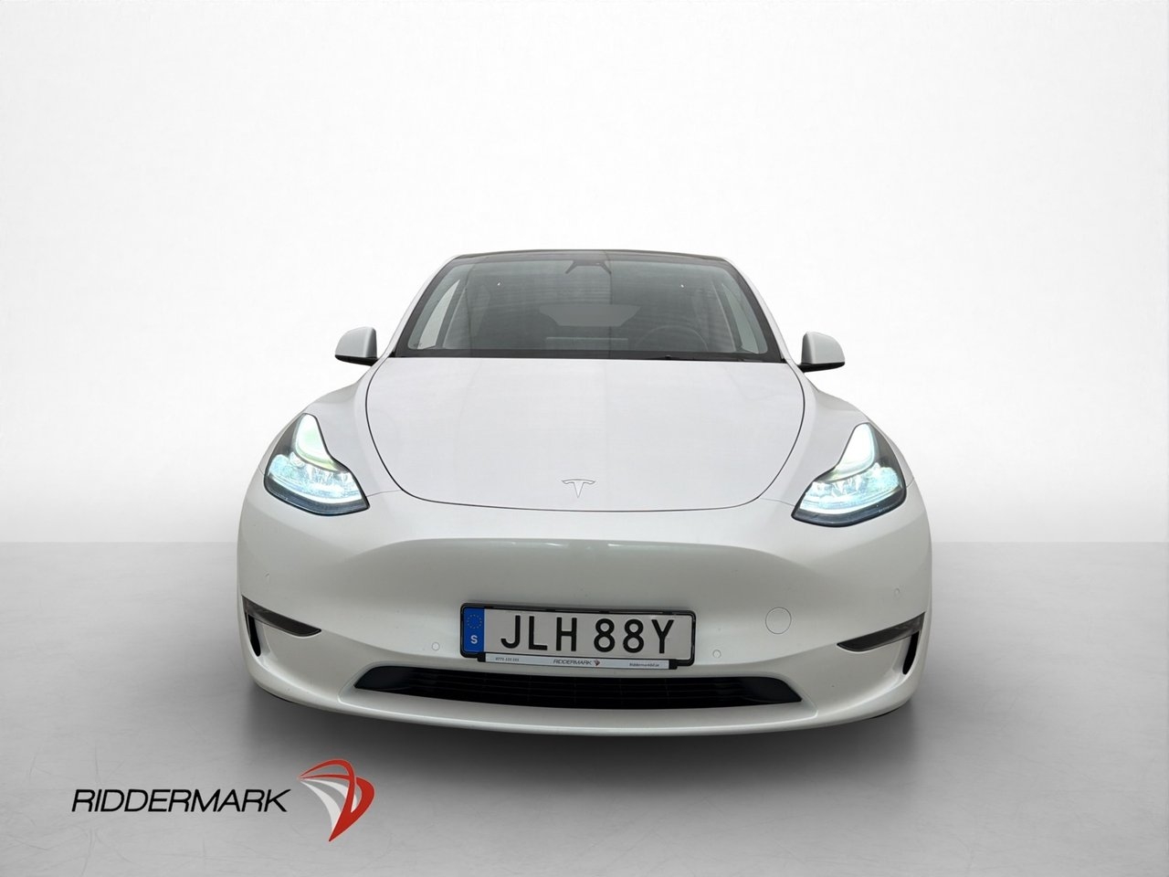 Tesla Model Y Long Range AWD Pano 2022, photo 3/10