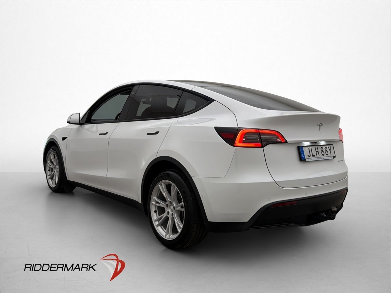 Tesla Model Y Long Range AWD Pano 2022, photo 6/10