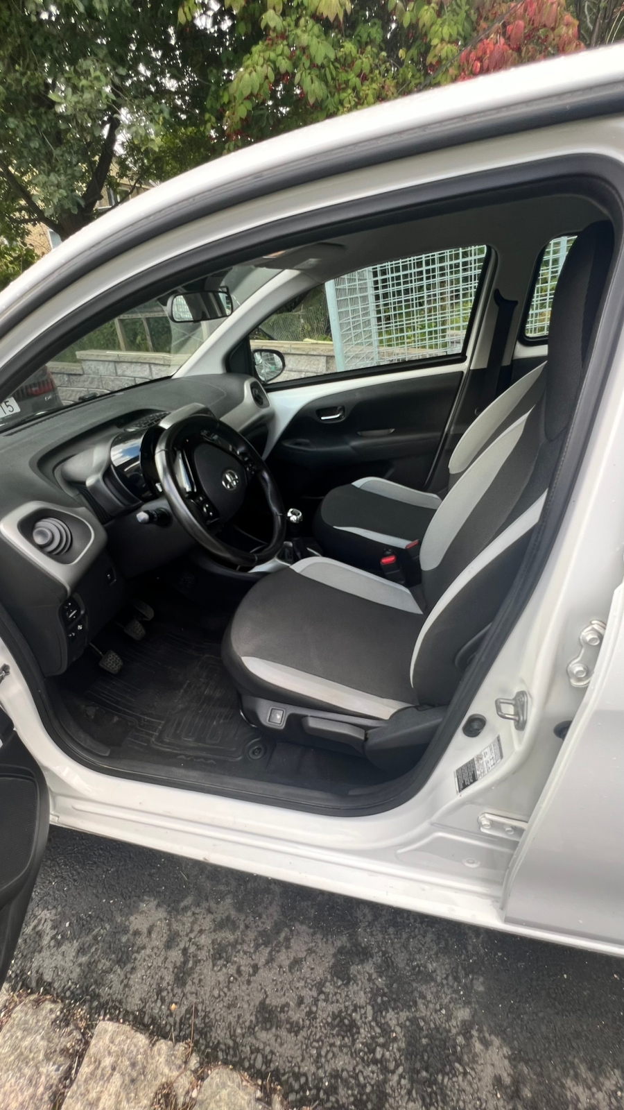 Toyota Aygo 5-dörrar 1.0 VVT-i Manuell 2017, bild 2/5
