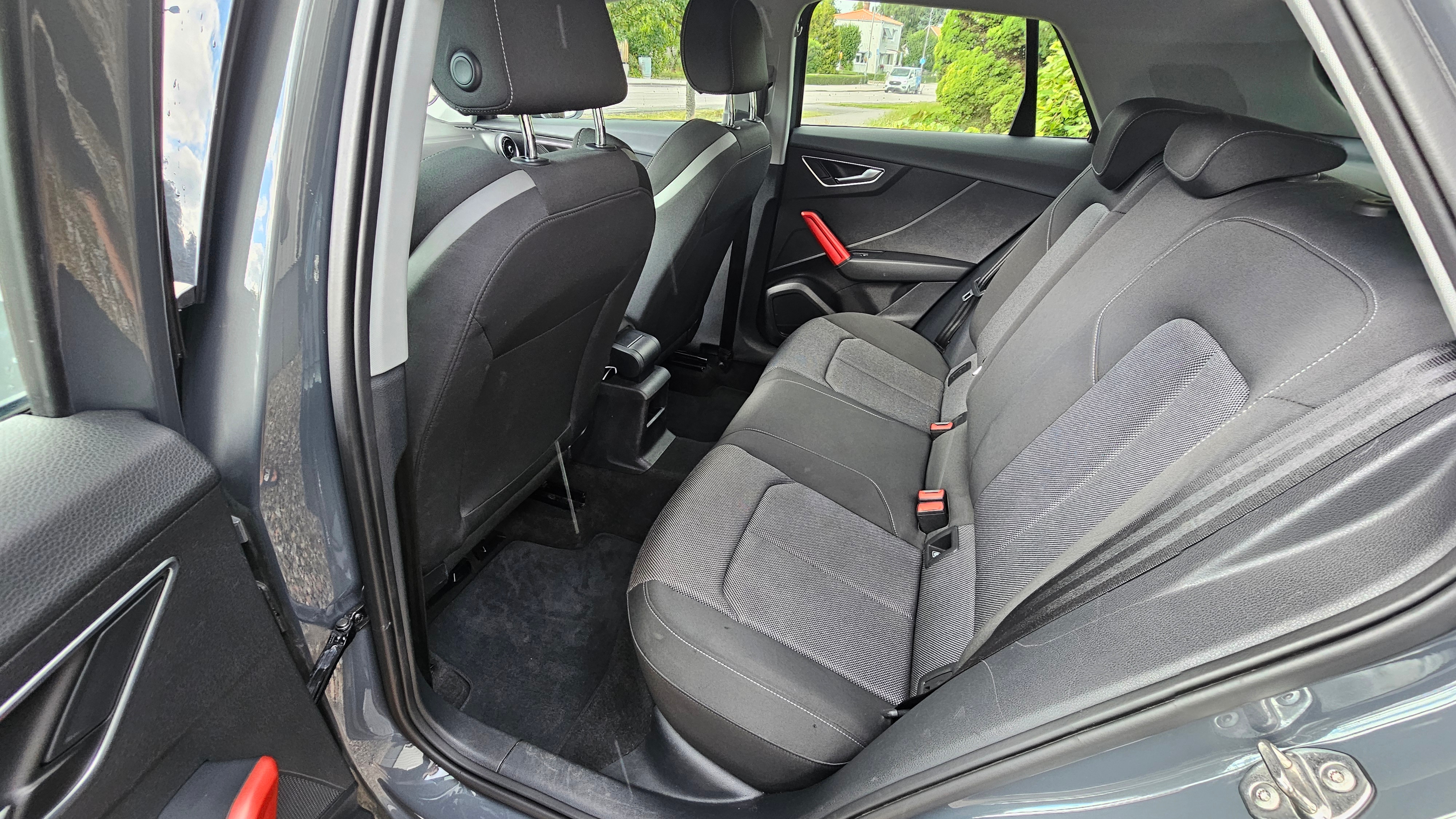 Audi Q2 2018, photo 6/10