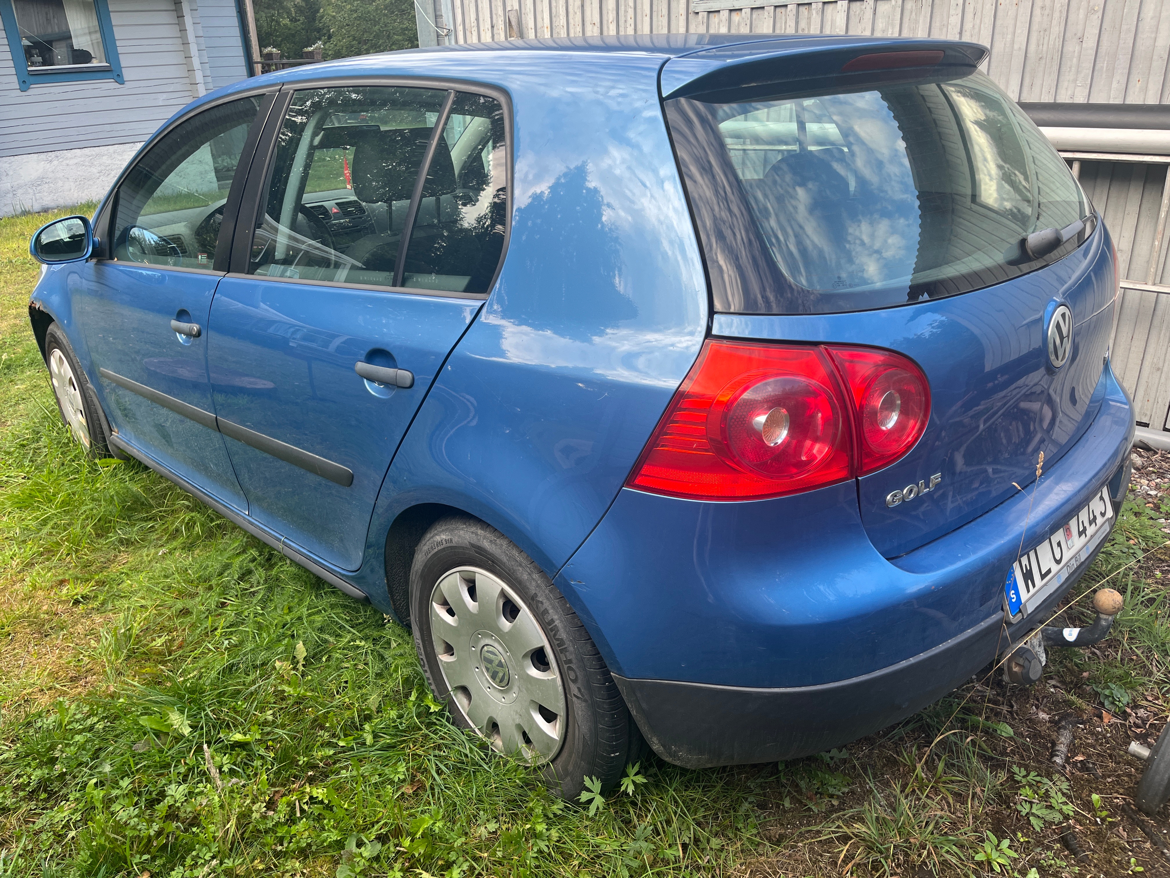 Volkswagen Golf V 5-dörrar 1.6 Manuell 2005, bild 2/3