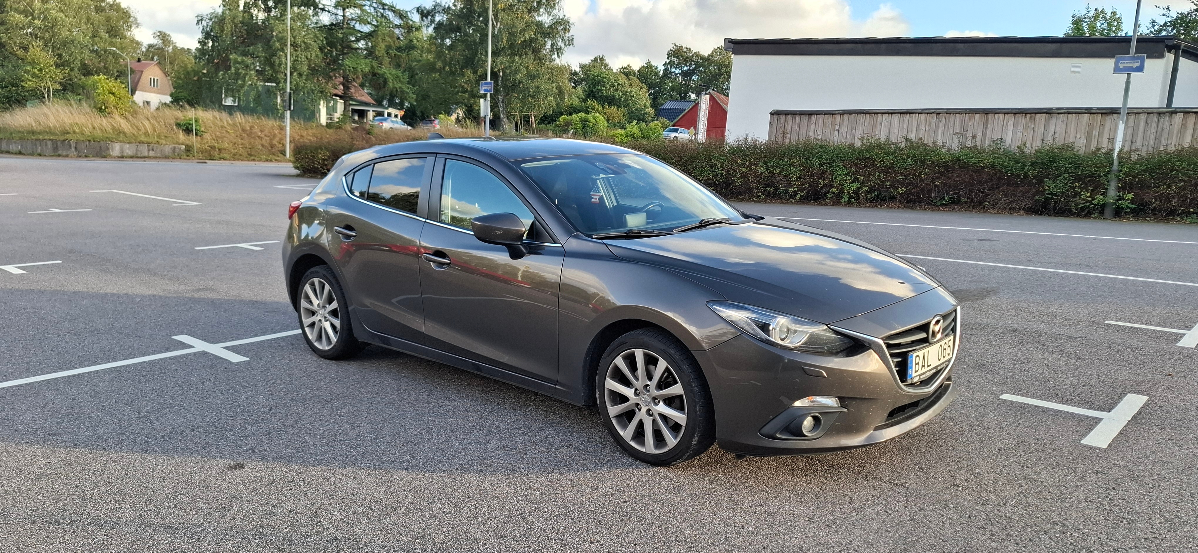 Mazda 3 Sport 2.2 SKYACTIV-D Automatisk 2013, bild 3/10