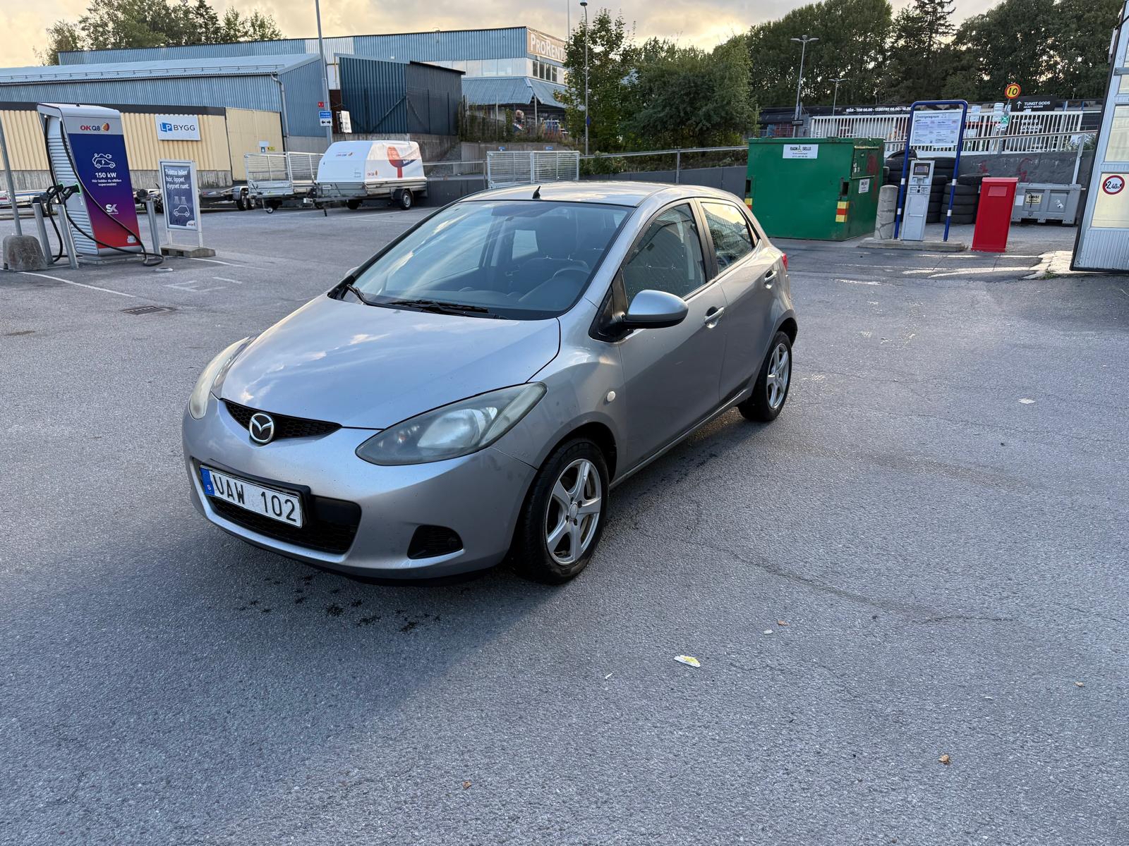 Mazda 2