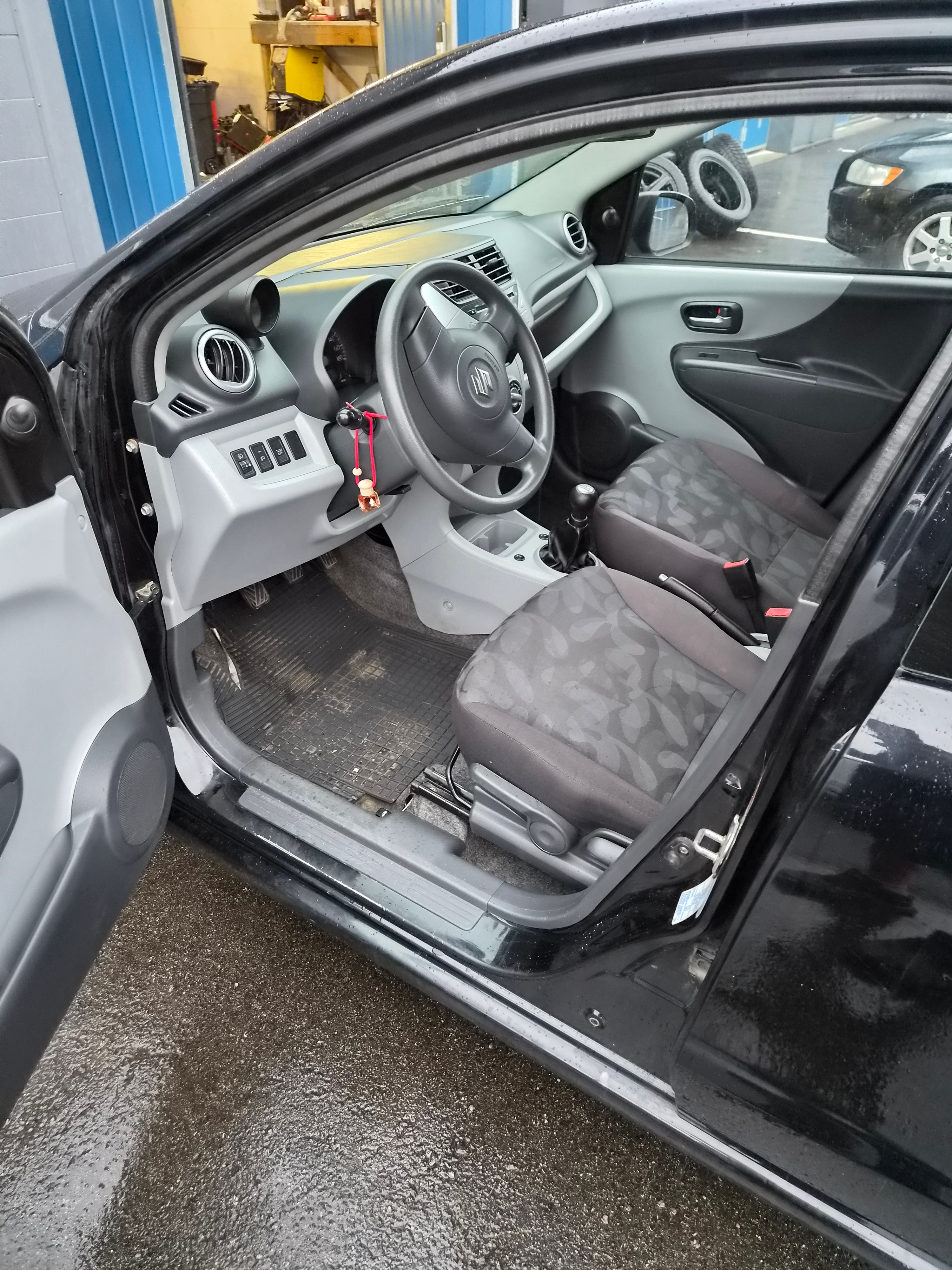 Suzuki Alto 1.0 DOHC 12V VVT Manuell 2009, bild 6/10