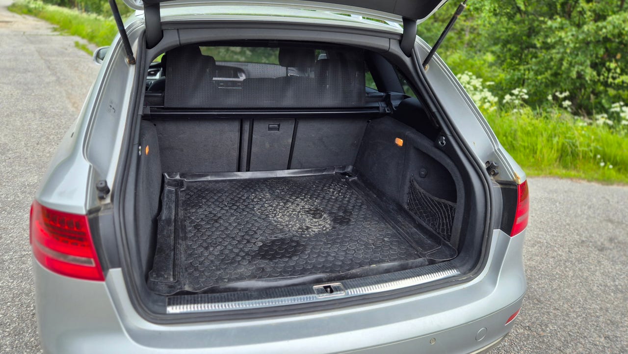 Audi A4 allroad 2011, photo 8/8
