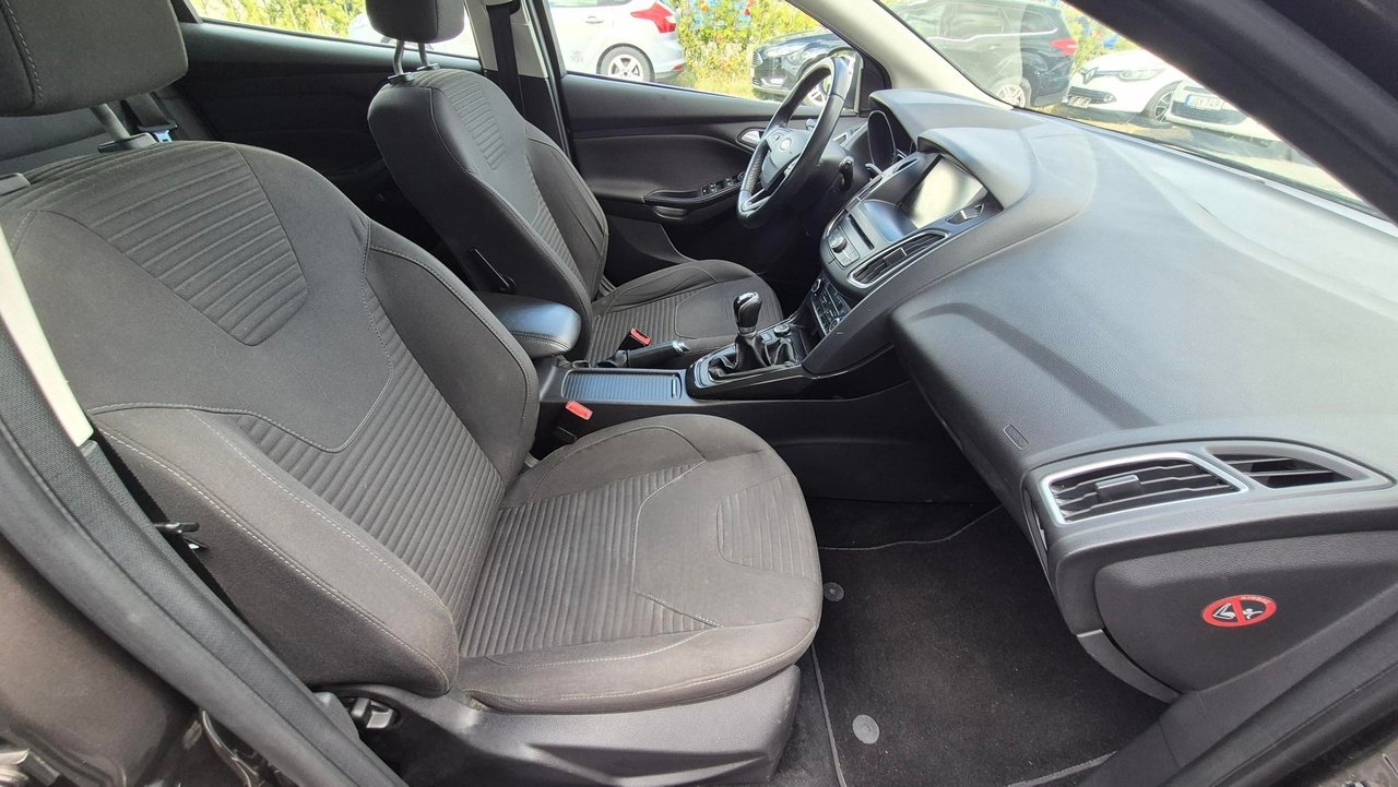 Ford Focus 2016, bild 7/8