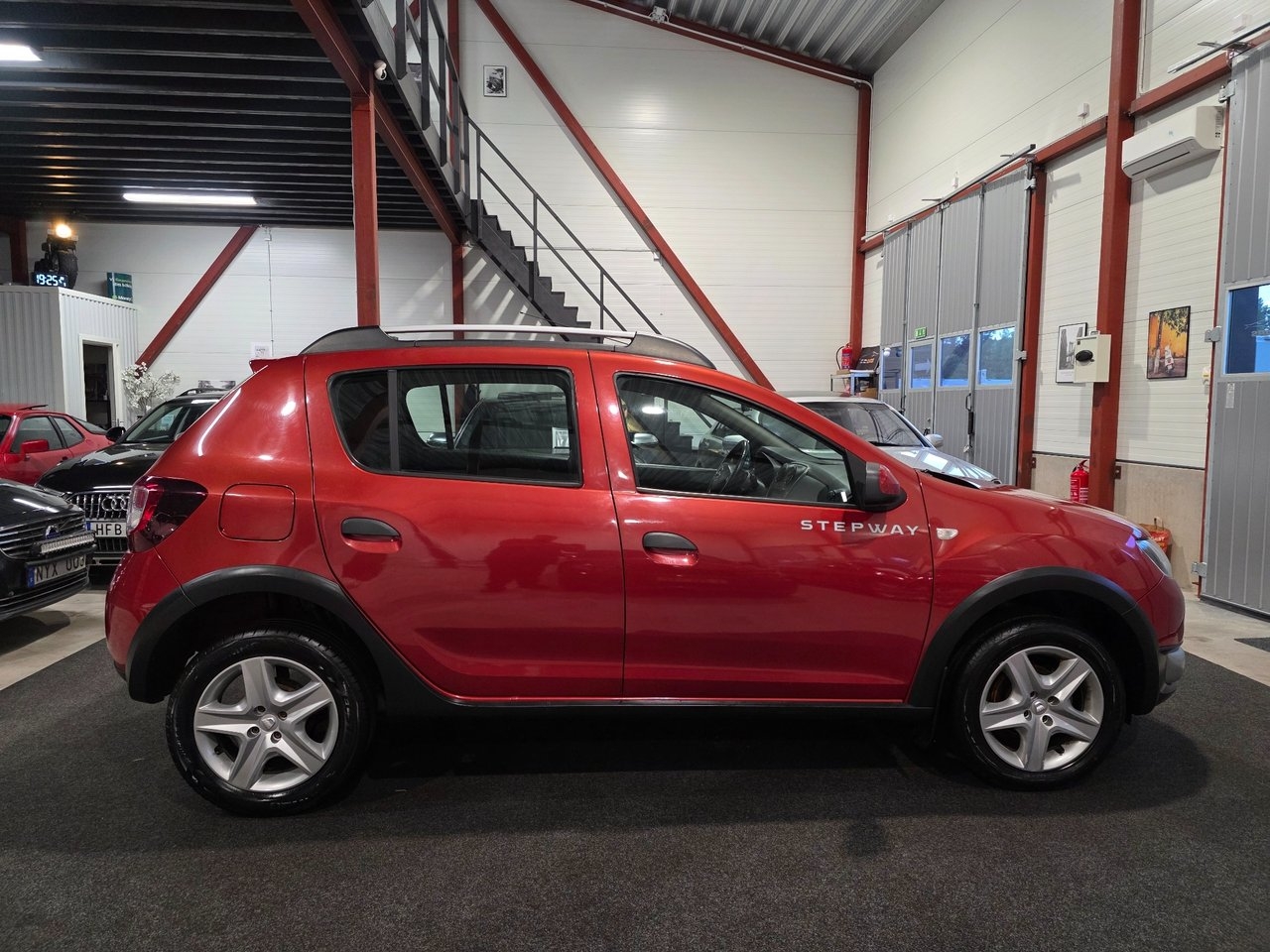 Dacia Sandero Stepway 0.9 TCe Euro 5 2015, bild 3/10