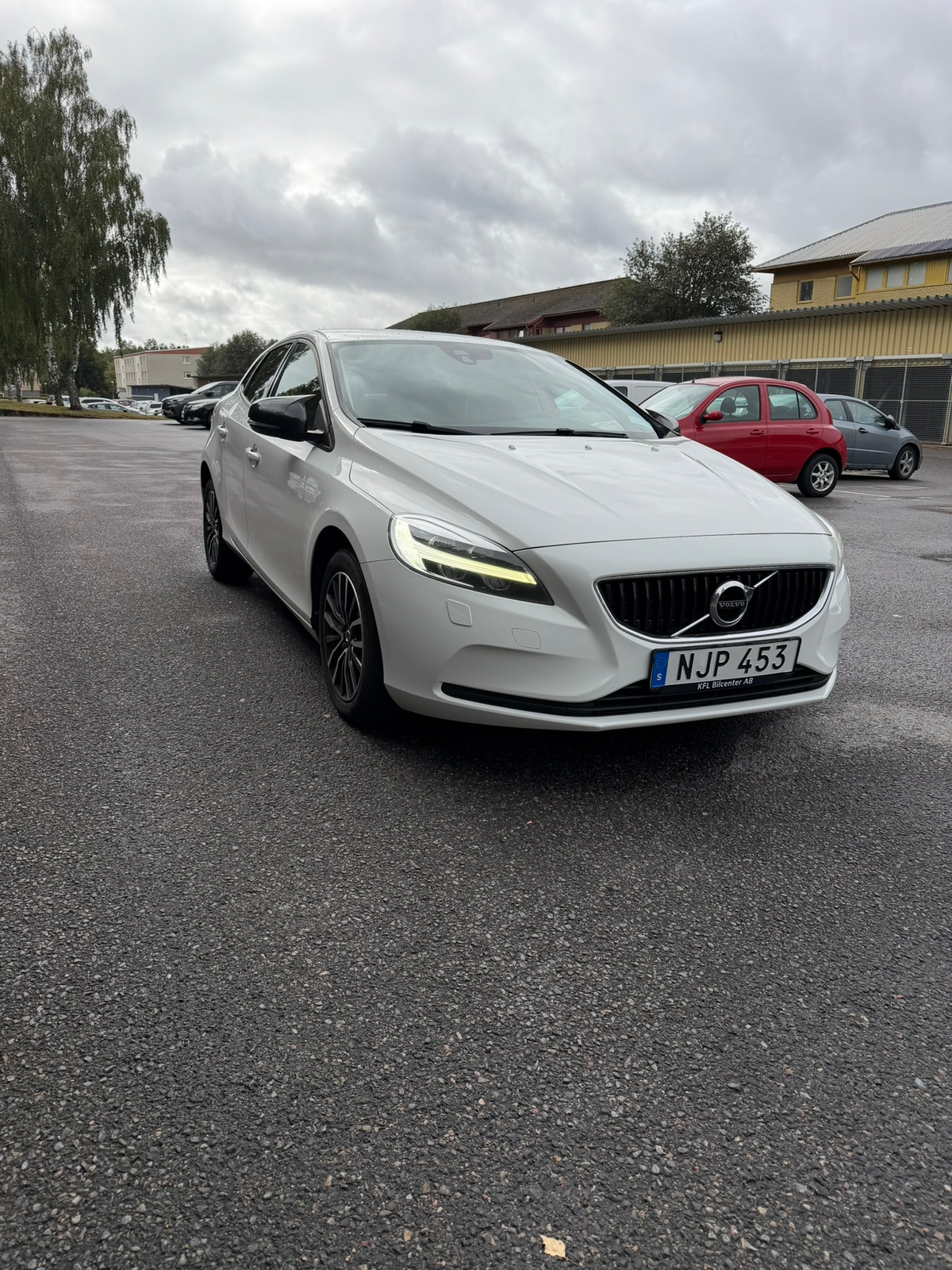 Volvo V40 D3 Geartronic 2017, bild 2/10