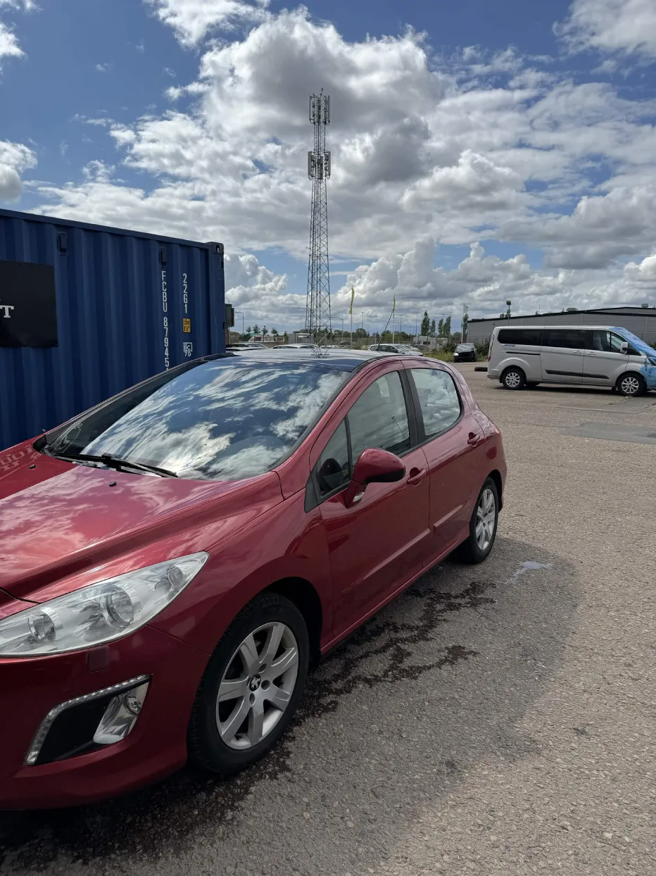 Peugeot 308 2012, bild 6/8