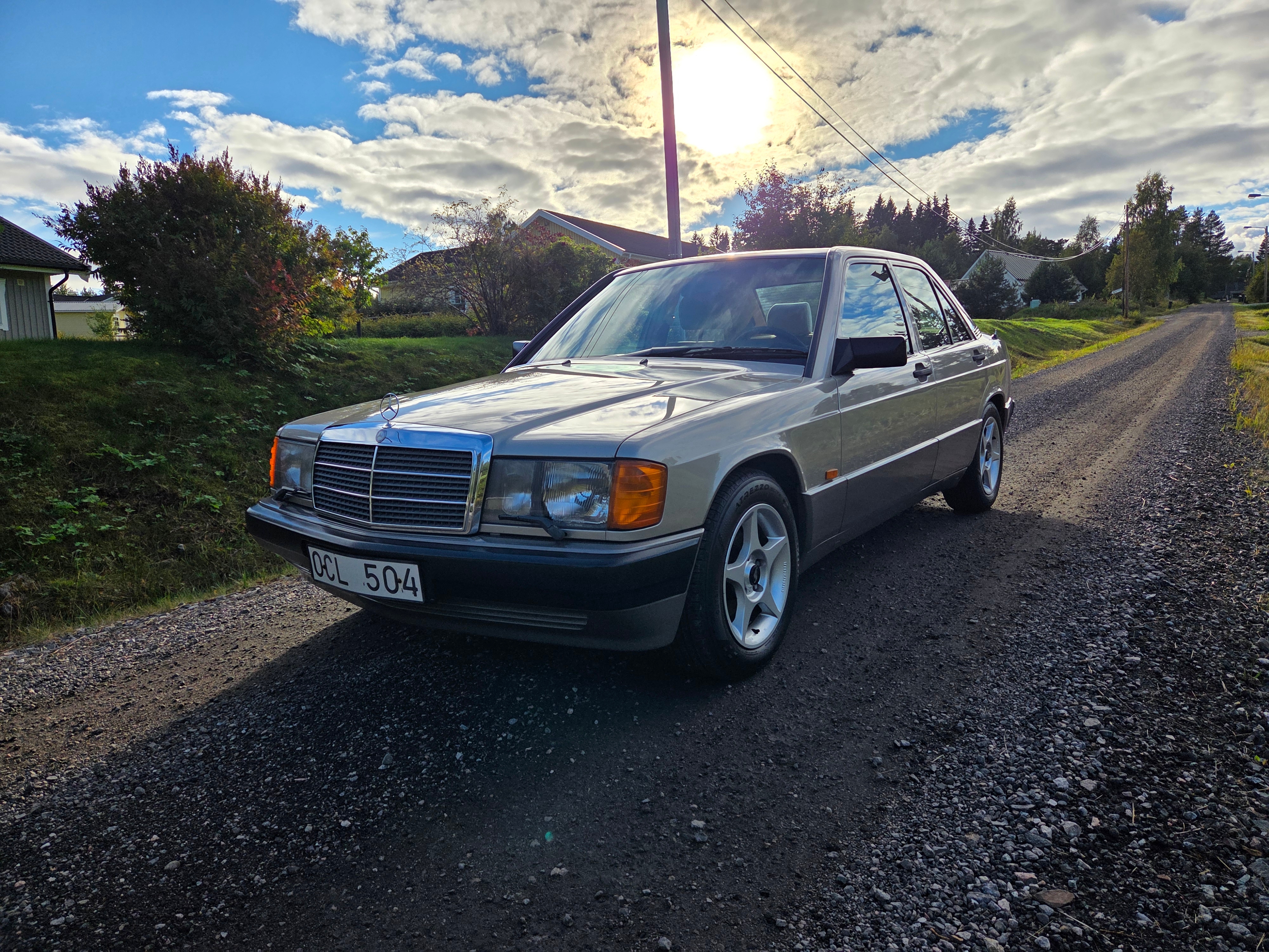 Mercedes-Benz 190