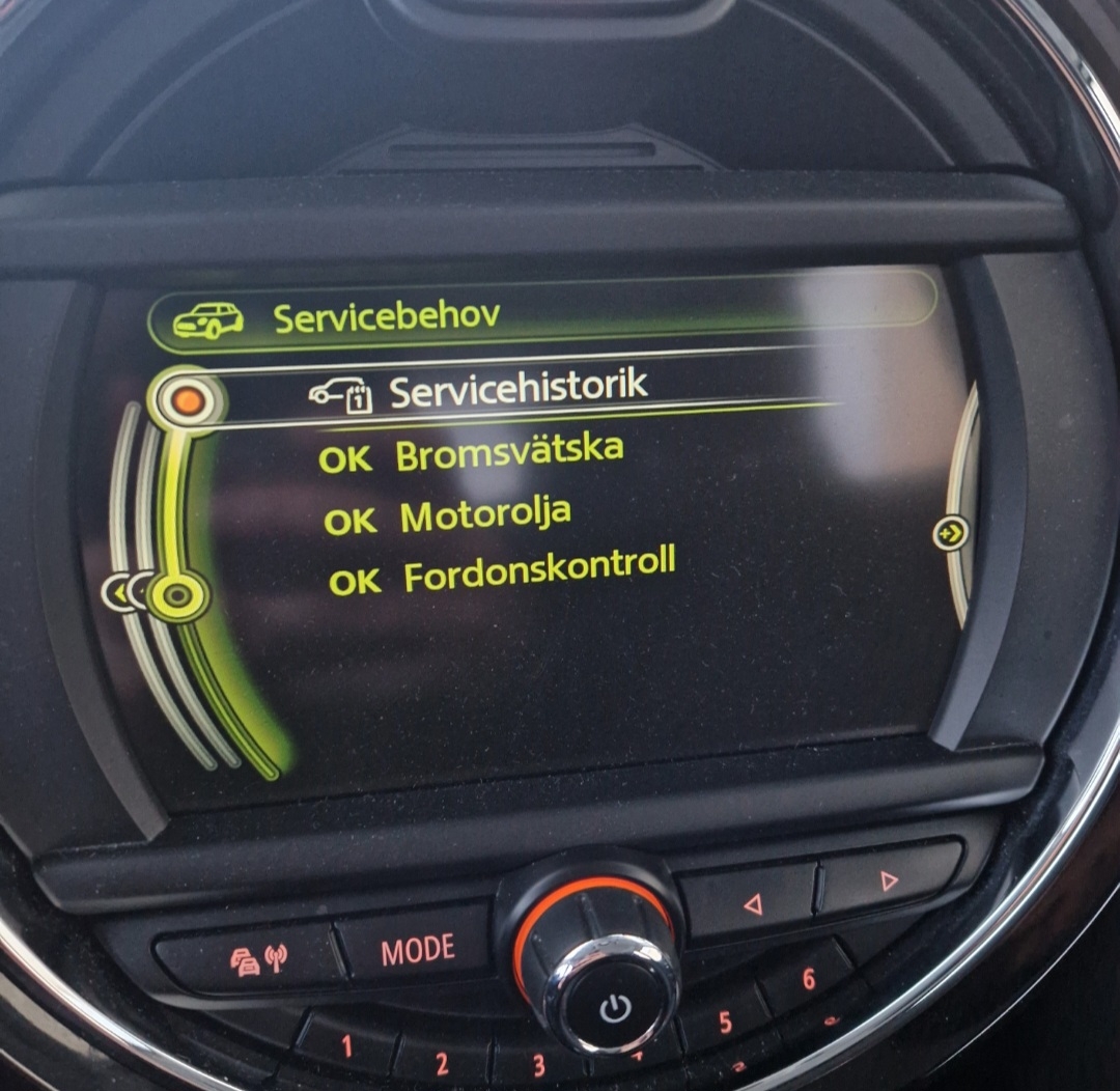 MINI One 5-dörrars Manuell 2017, bild 3/10