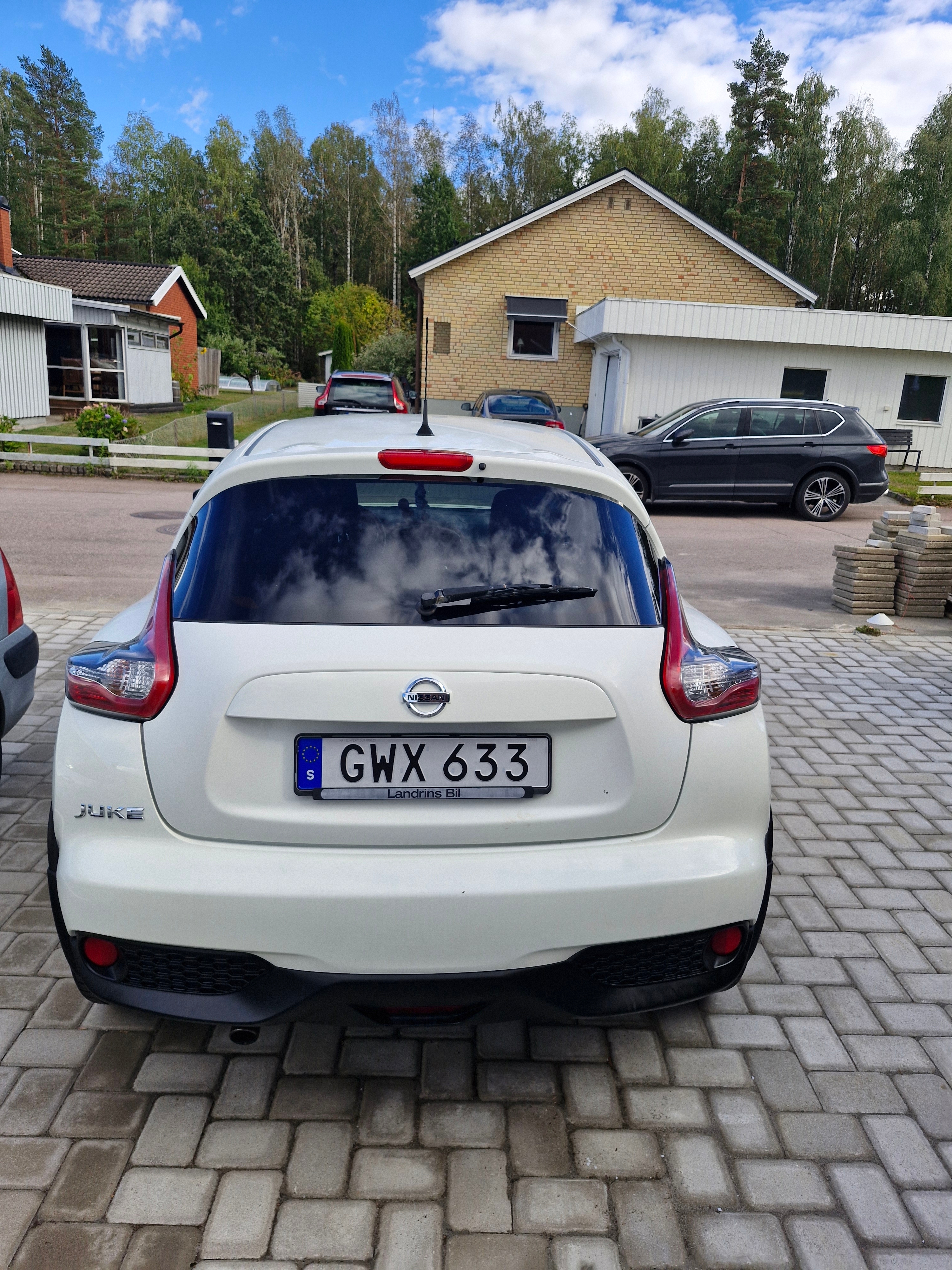 Nissan Juke 1.2 DIG-T Manuell 2016, bild 4/10