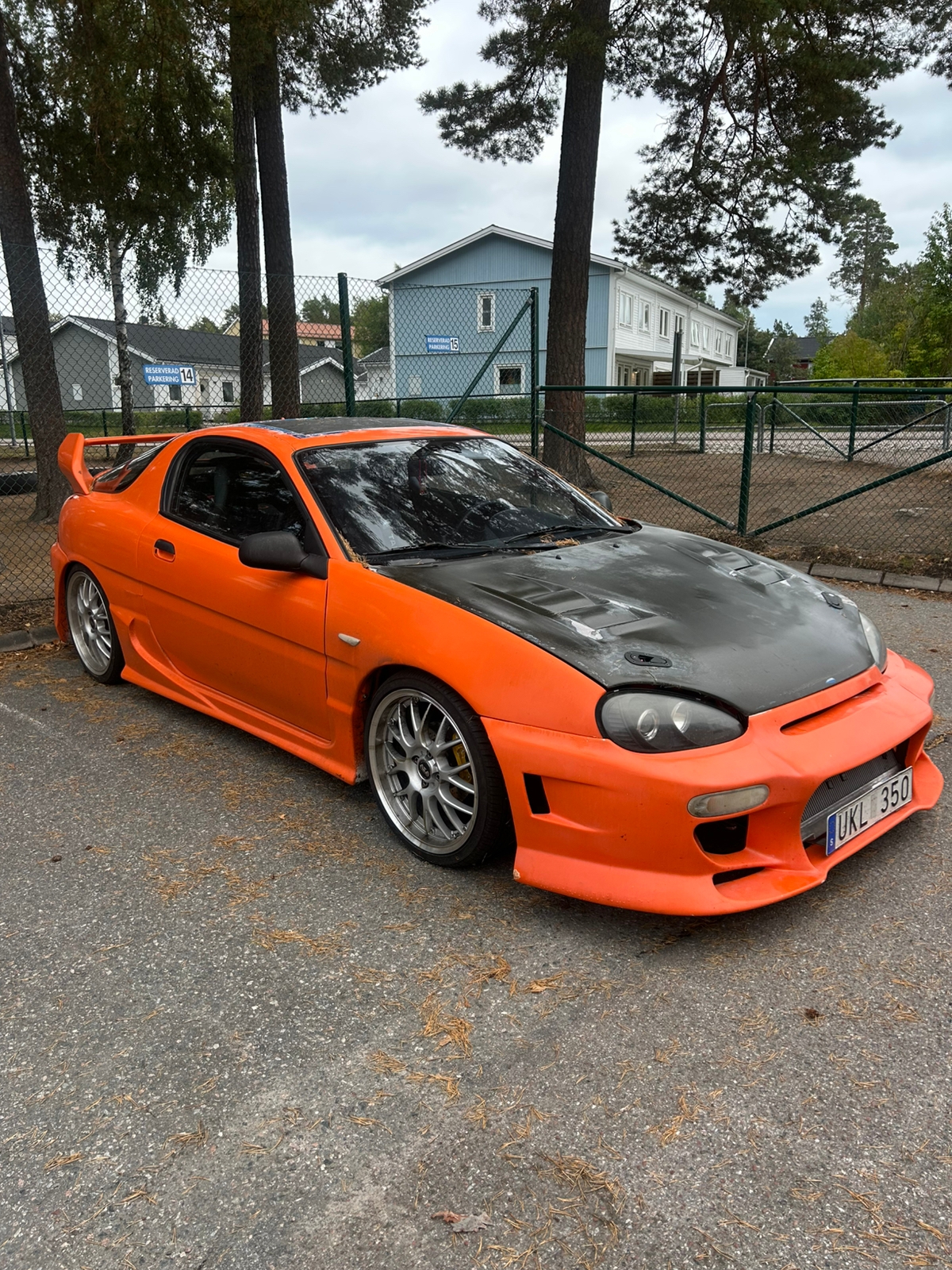 Mazda MX-3 1.8 v6 1992, bild 2/4