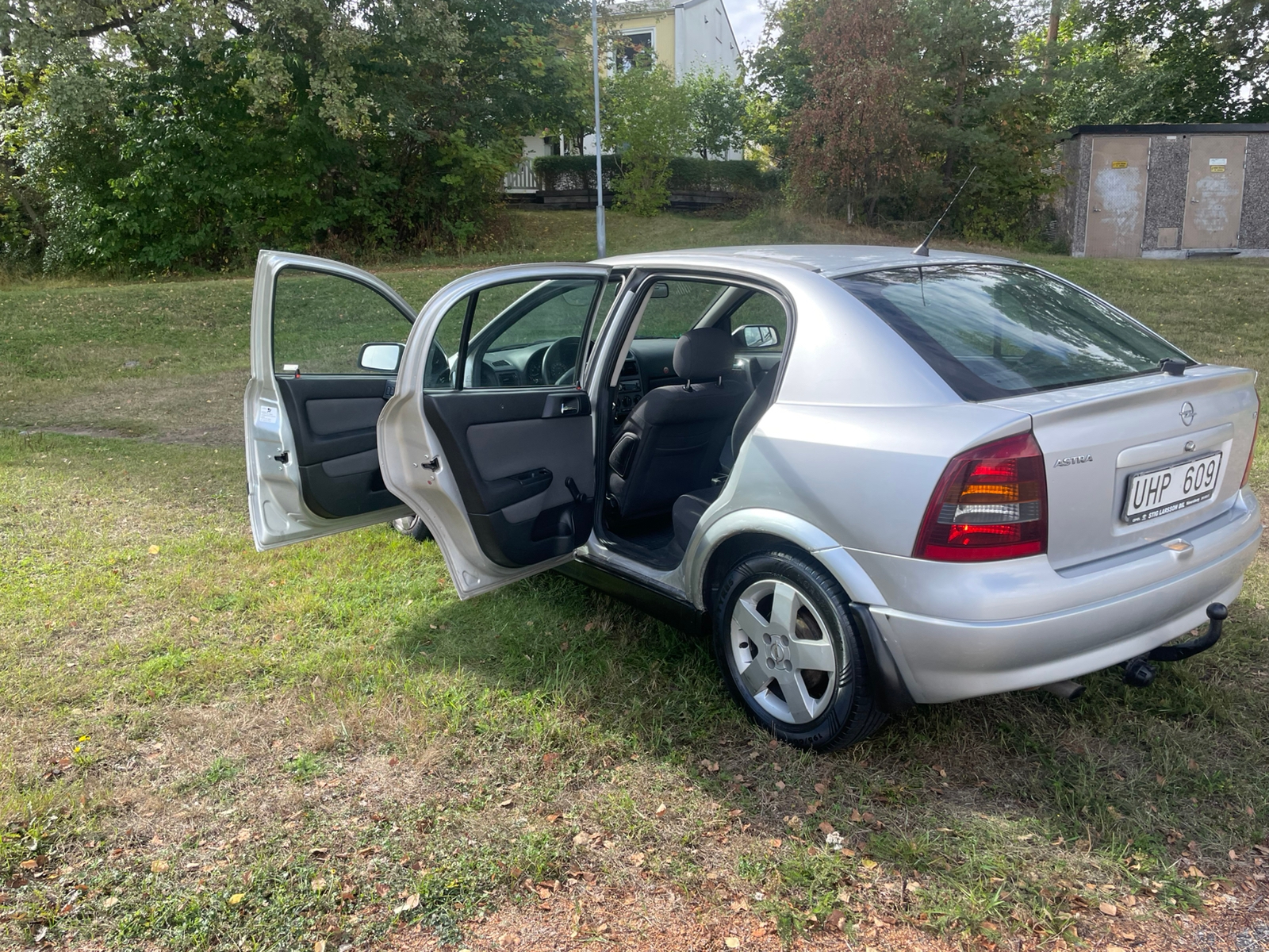 Opel Astra 5-dörrar 1.6 Manuell 2003, bild 5/10