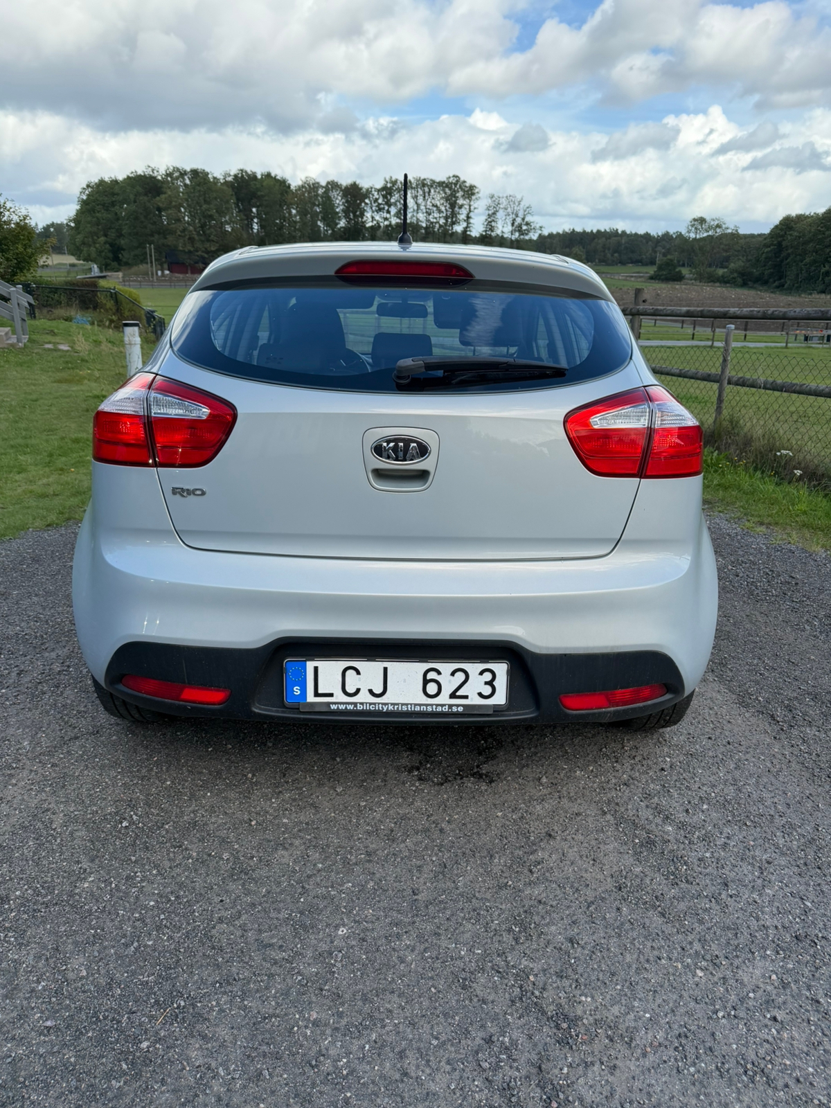 Kia Rio 5-dörrar 1.2 CVVT Manuell 2012, photo 3/8