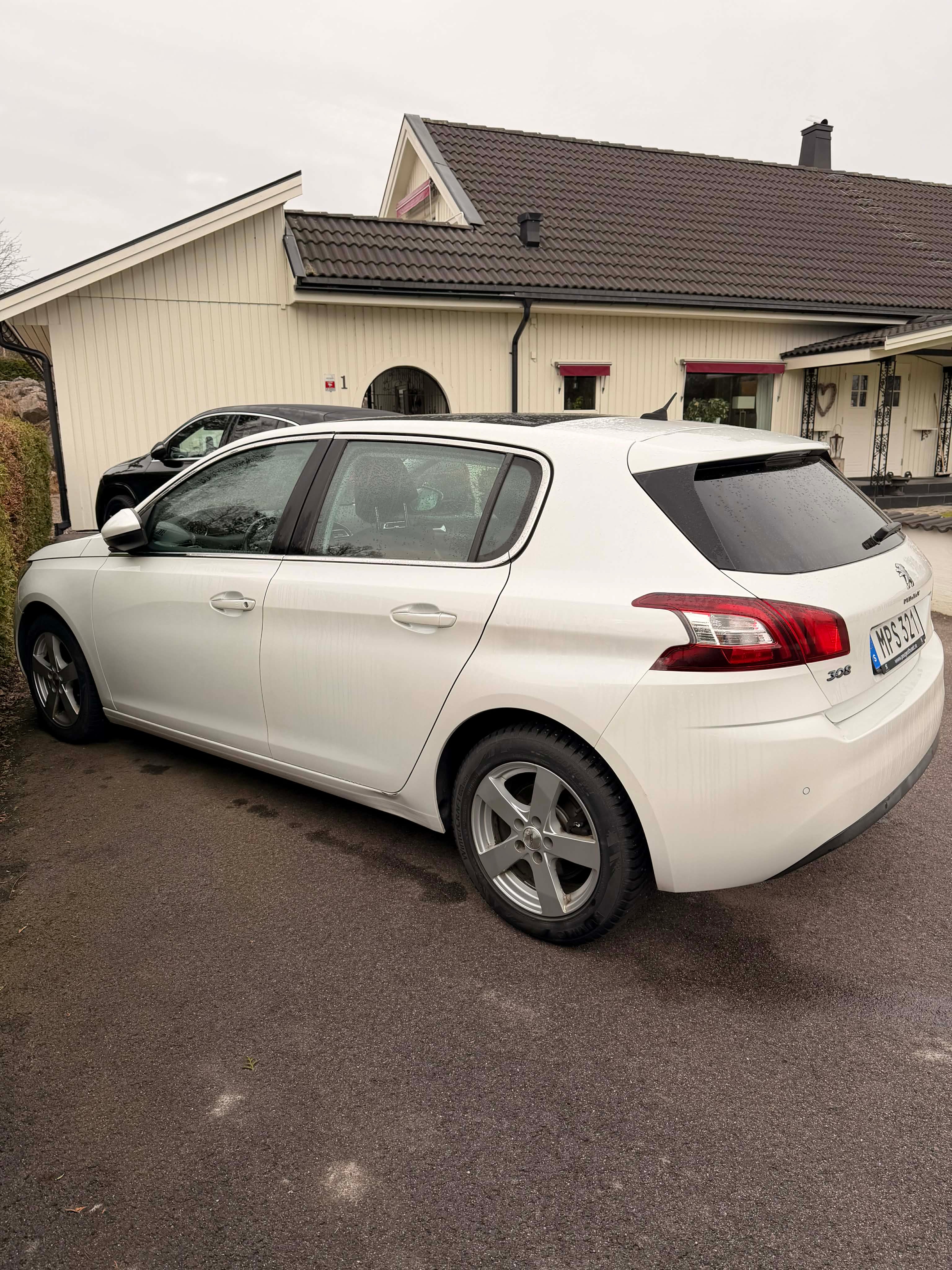 Peugeot 308 1.2 PureTech 130 Automatisk 2015, bild 5/10